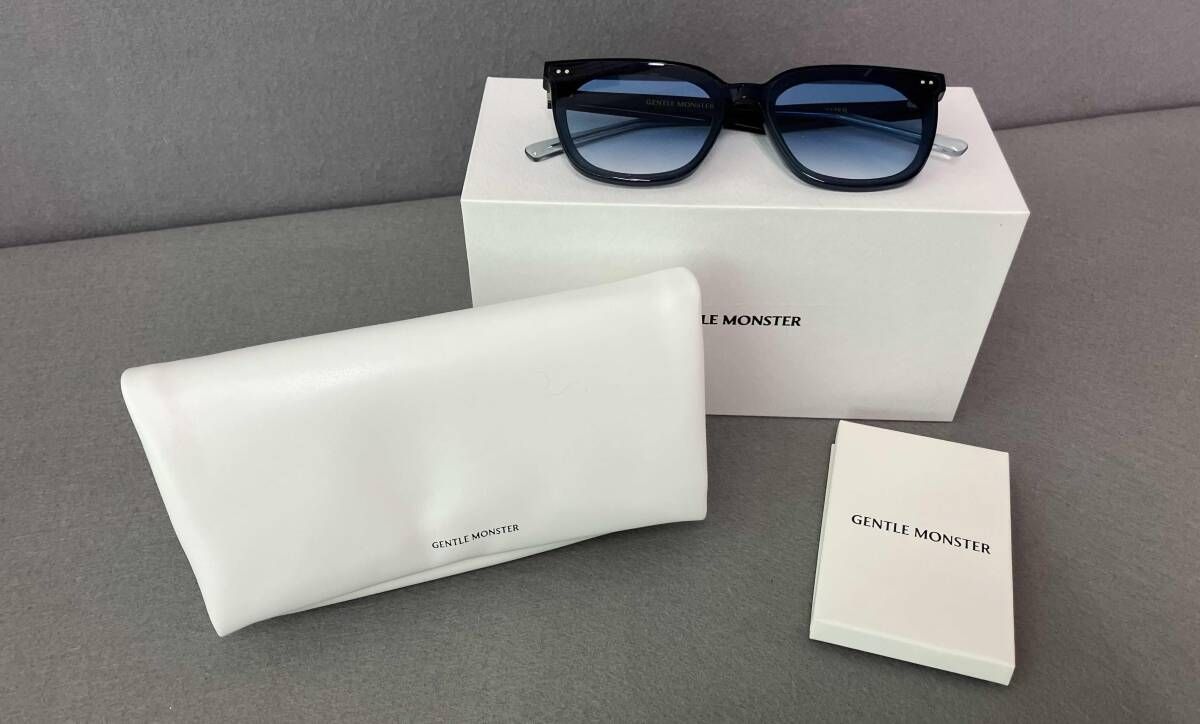 GENTLE MONSTER DEAR サングラス ケース、箱付き GENTLE MONSTER ジェントル モンスター サングラス 青系 ブルー 取扱