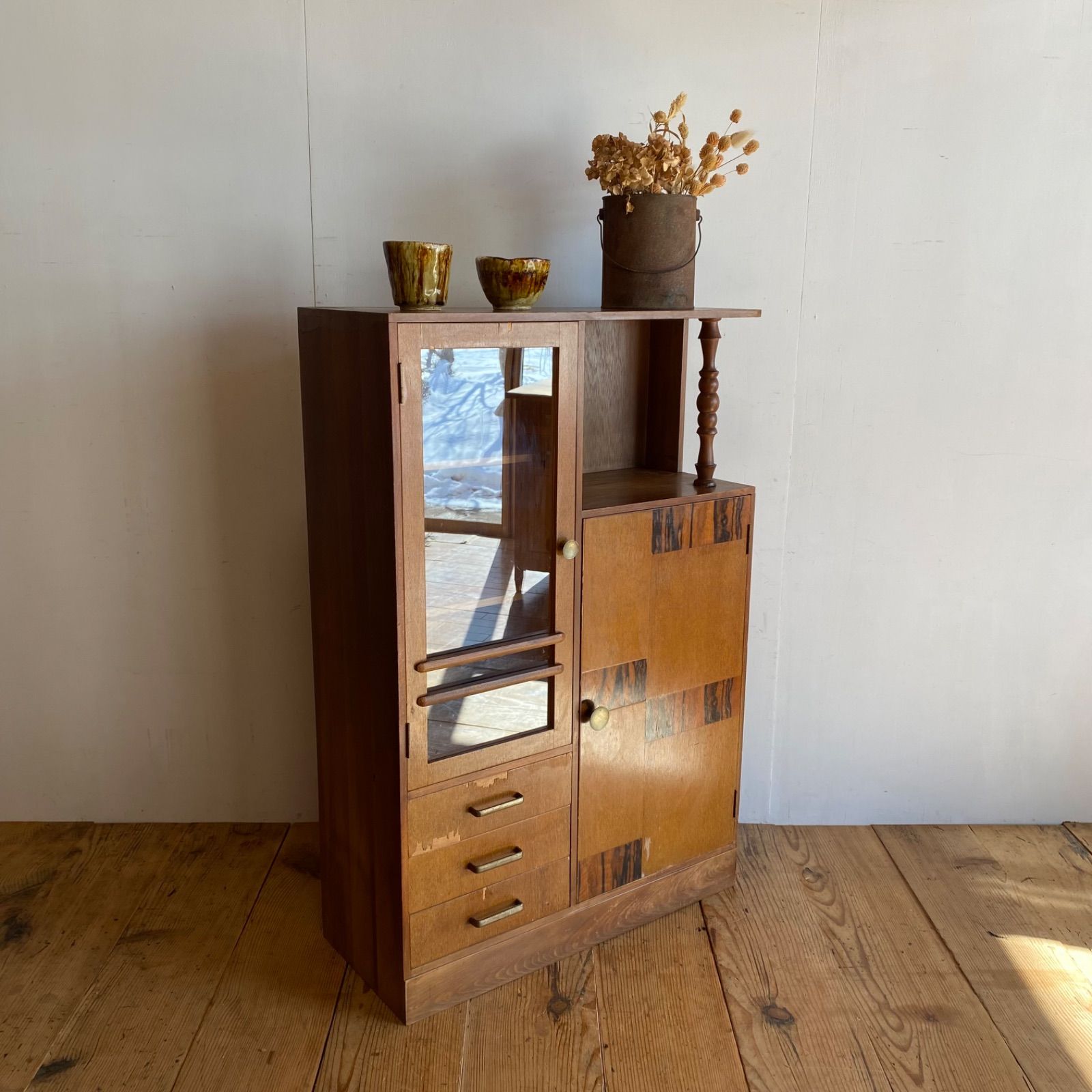 アンティーク ガラス戸 ガラス棚 チェスト キャビネット 食器棚 本棚