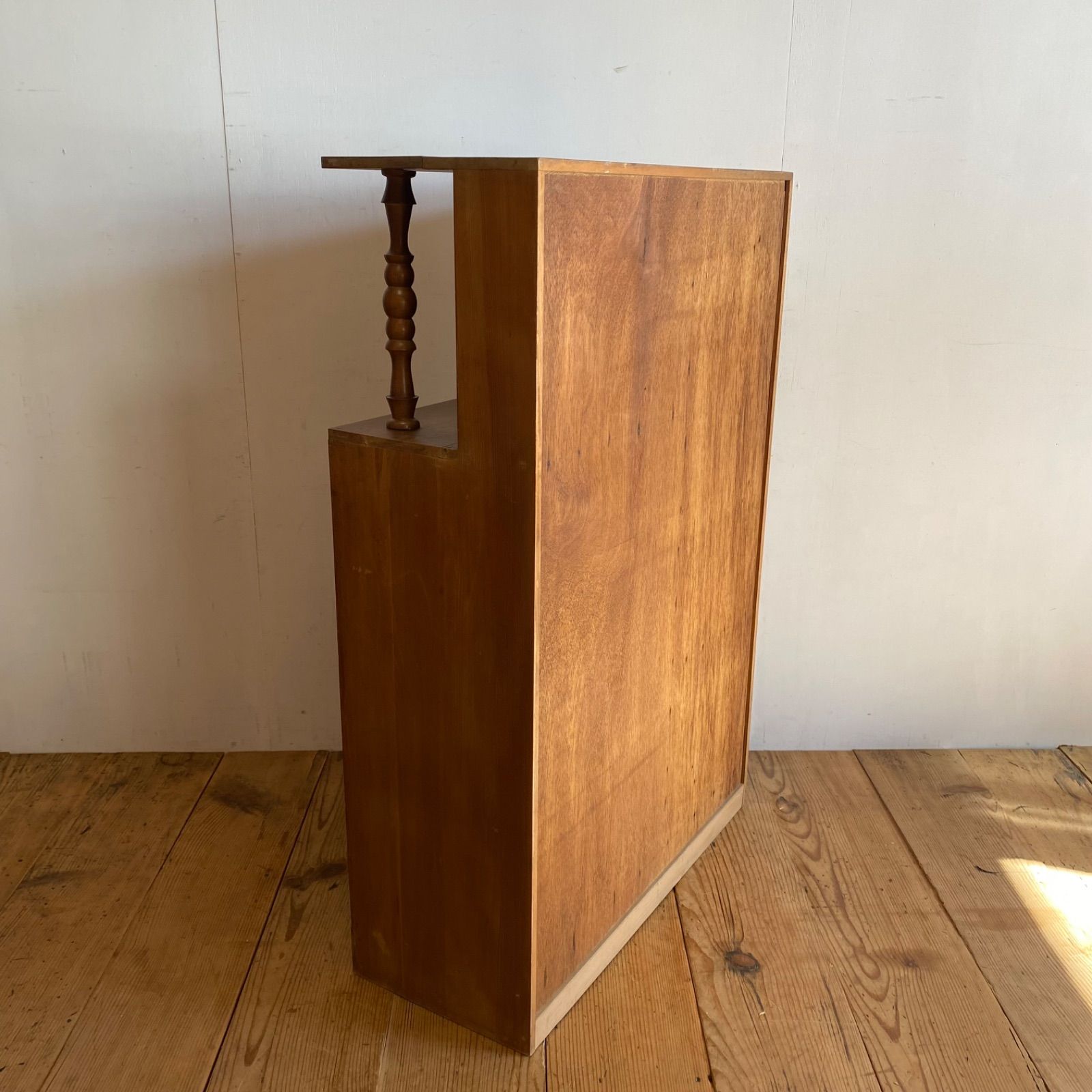 アンティーク ガラス戸 ガラス棚 チェスト キャビネット 食器棚 本棚