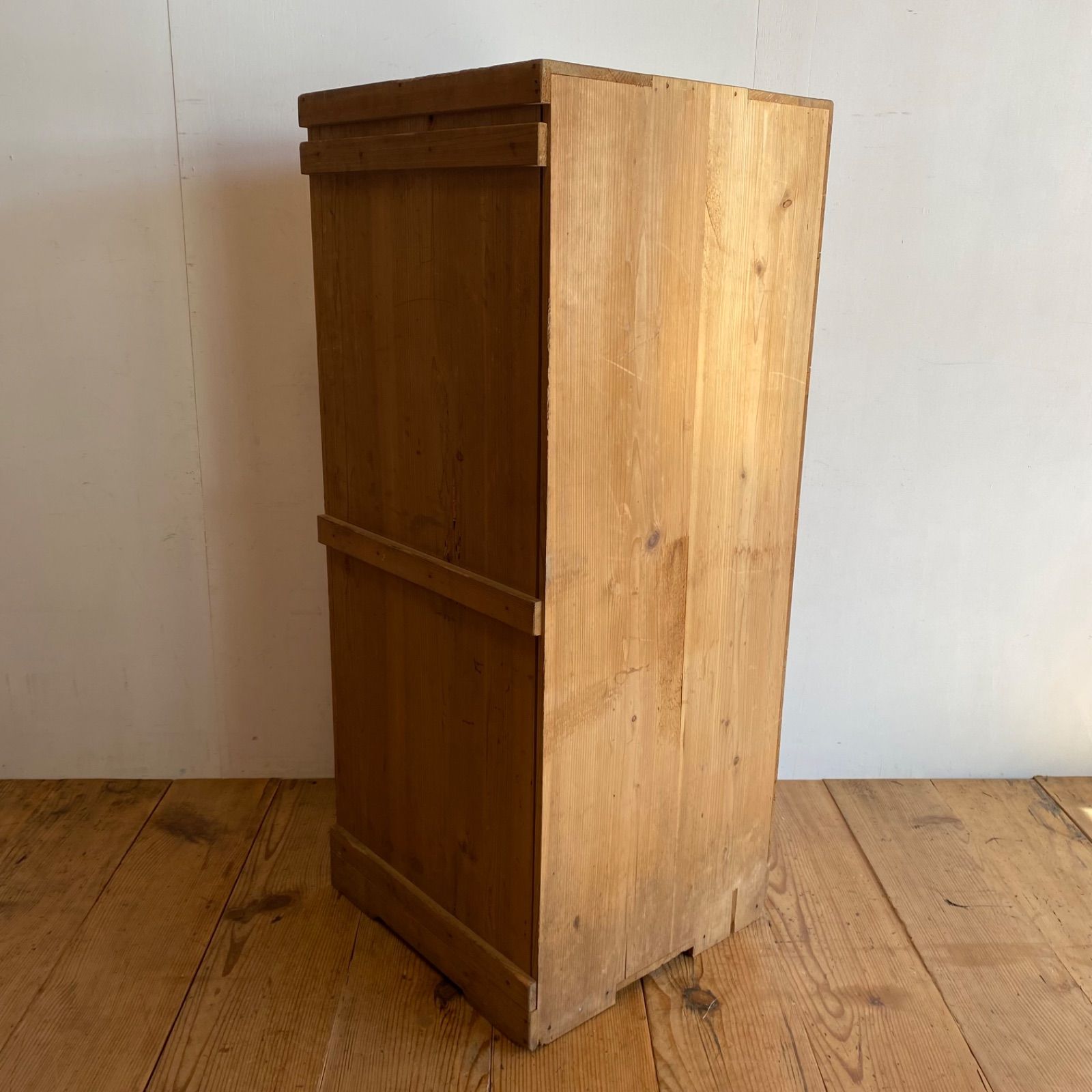 アンティーク 古家具 木製 本棚 食器棚 収納棚 無塗装 シェルフ 無垢材