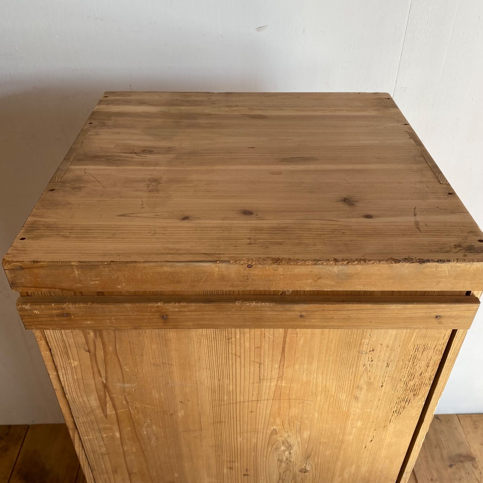 アンティーク 古家具 木製 本棚 食器棚 収納棚 無塗装 シェルフ 無垢材