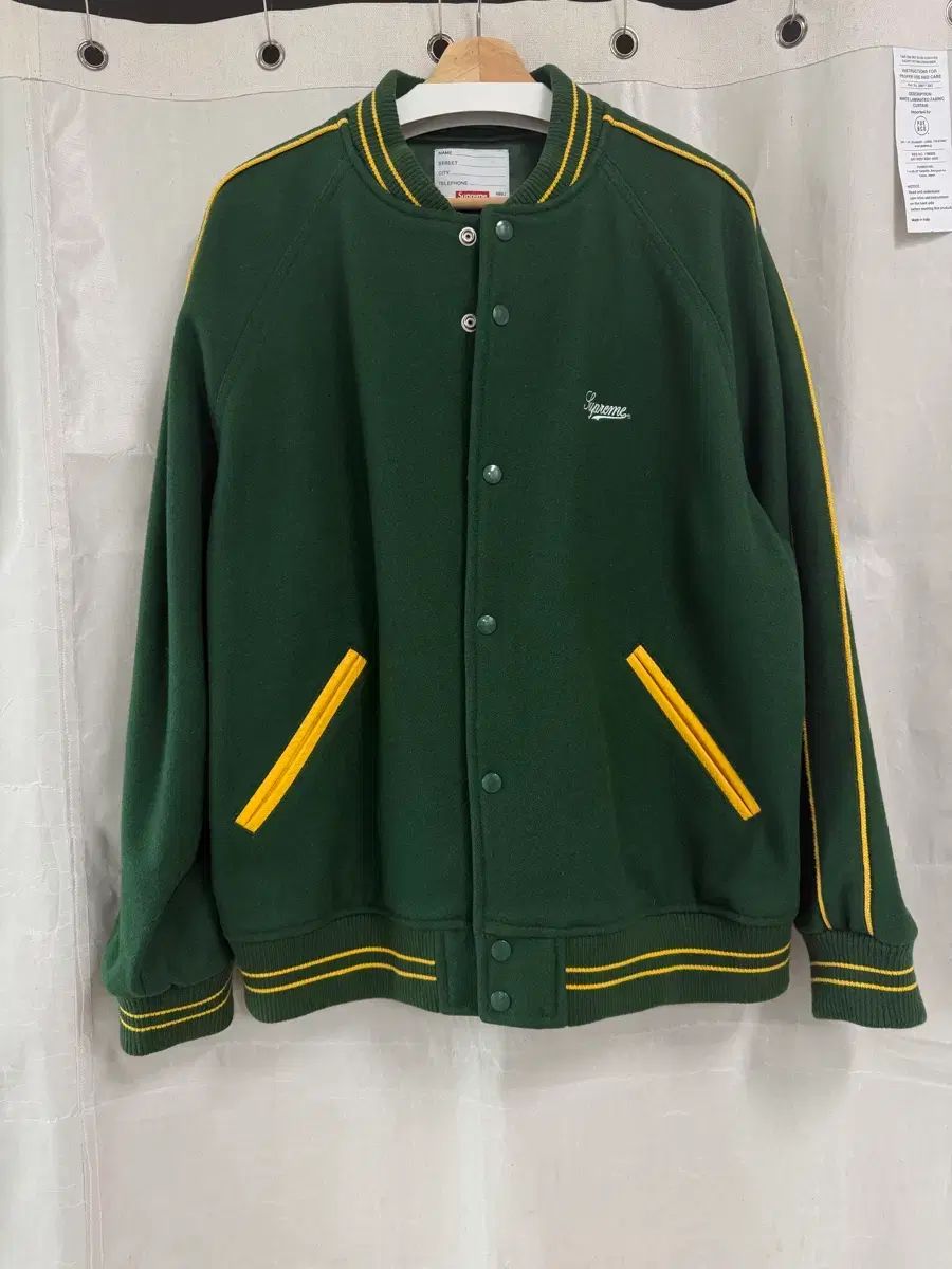 Supreme スタジャン グリーン - メルカリ