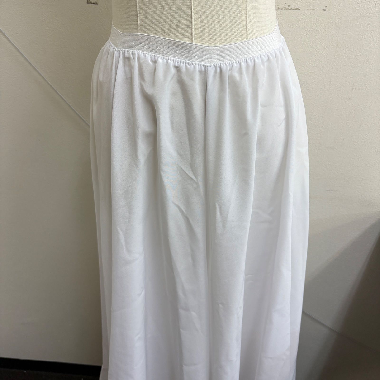 【美品 フラメンコ衣装】スカートファルダ ペチコート 白 無地 シンプル フリル フラメンコ衣装 スカート ファルダ ペチコート 白 ホワイト シンプル