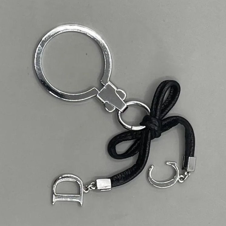 未使用級 Christian Dior クリスチャンディオール キーリング