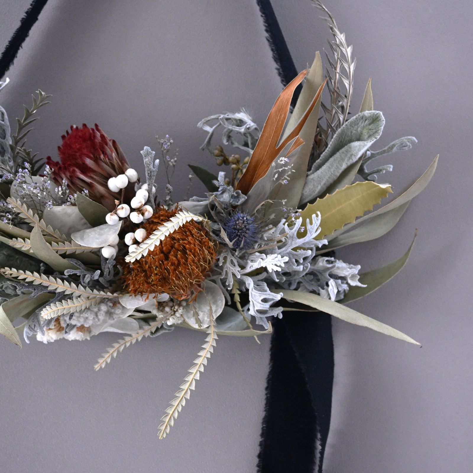 ドライフラワーのハーフリース｜壁飾り・ナチュラル・インテリア【D