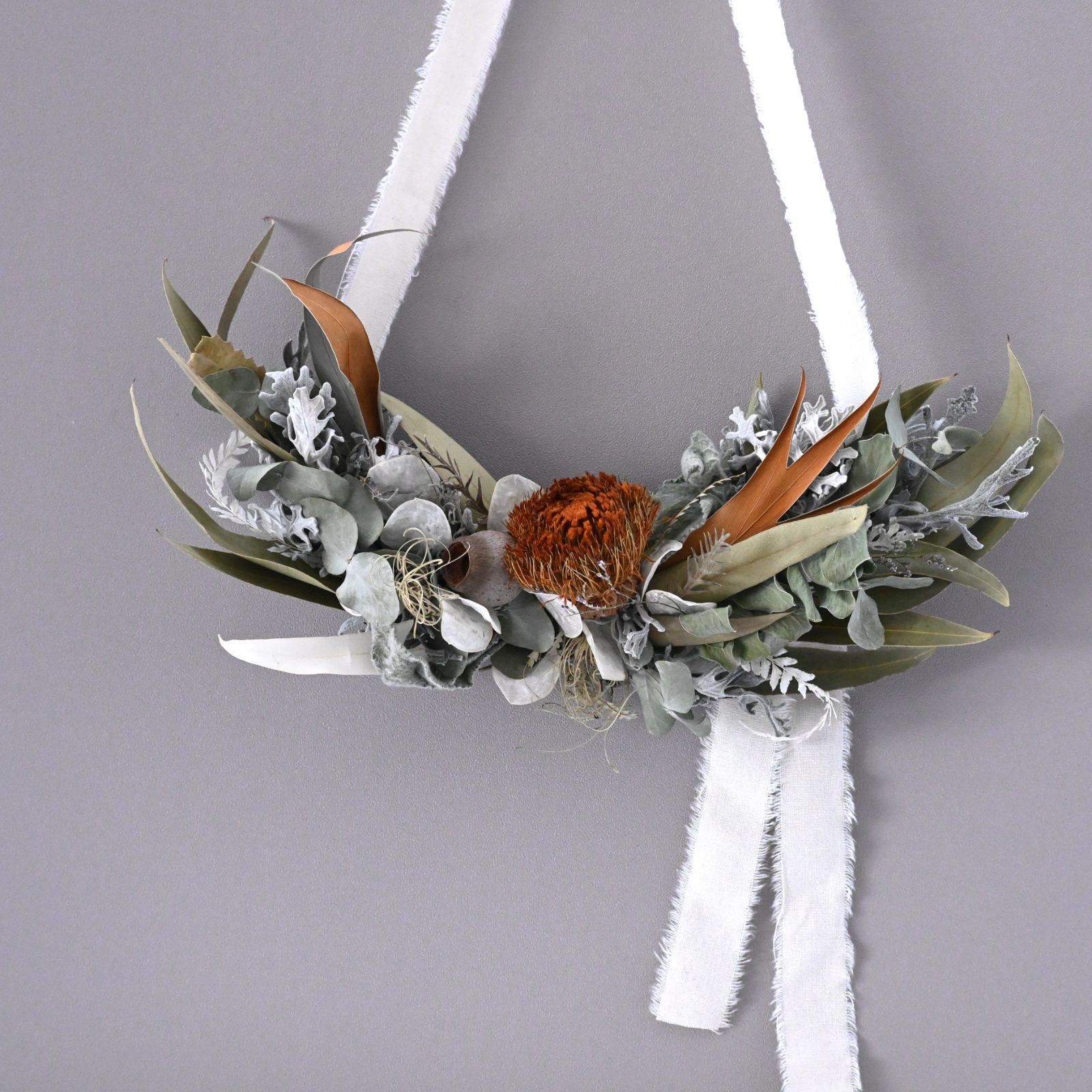 ドライフラワーのハーフリース｜壁飾り・ナチュラル・インテリア【E