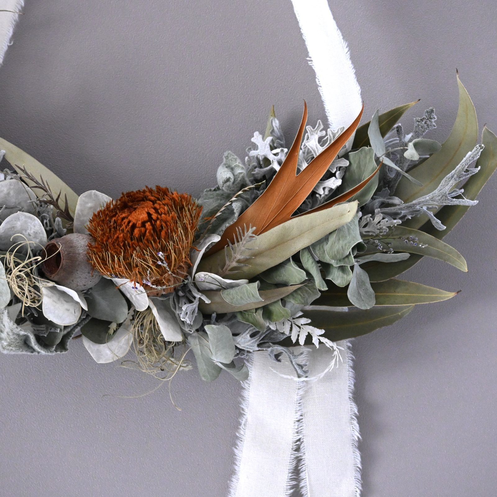 ドライフラワーのハーフリース｜壁飾り・ナチュラル・インテリア【E