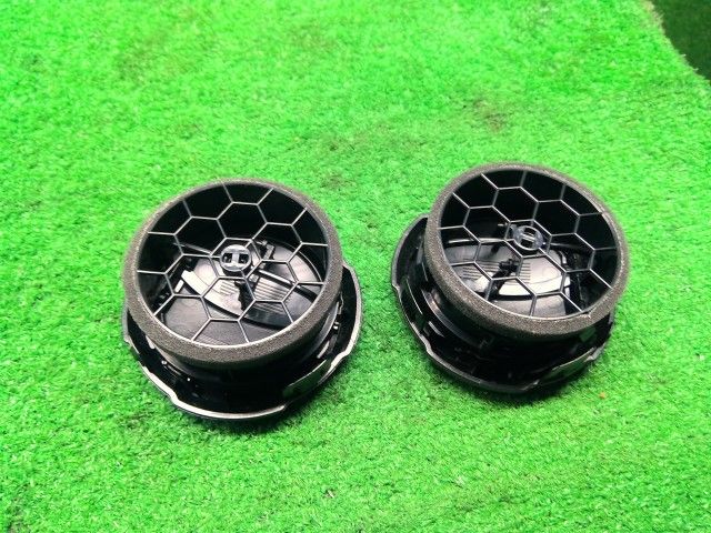 中古】ジムニーシエラ 3BA-JB74W エアコン吹き出し口 73630-77R00-DLK