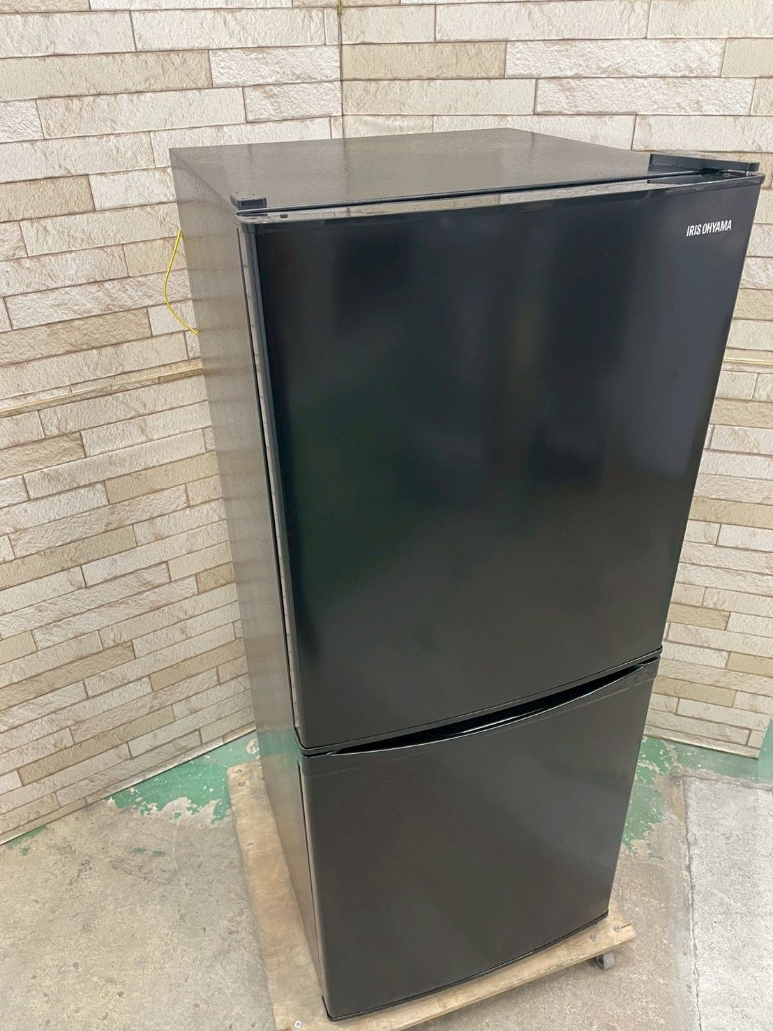 大阪送料無料☆3か月保障付き☆冷蔵庫☆アイリスオーヤマ☆2ドア☆2023