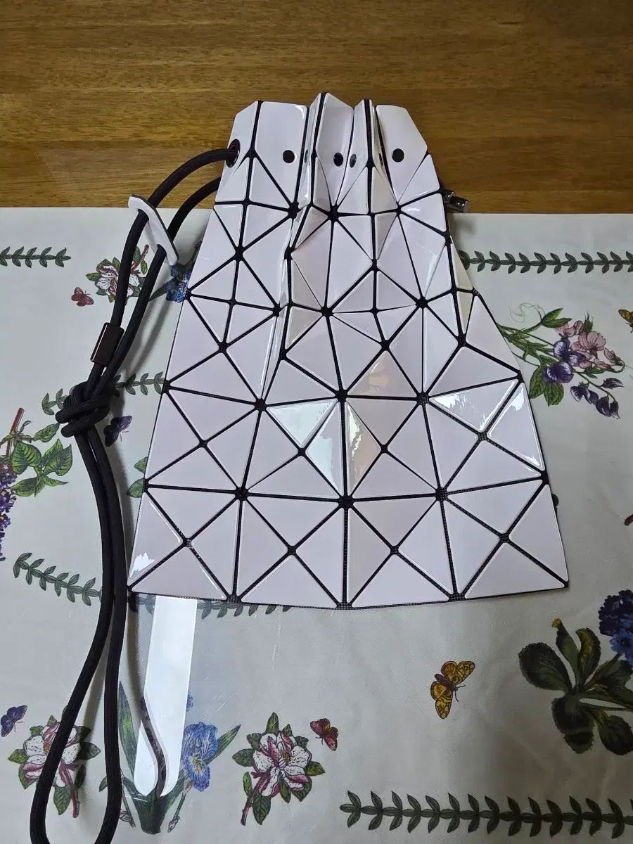 BAO BAO ISSEY MIYAKE バオバオイッセイミヤケ リングバッグ 巾着