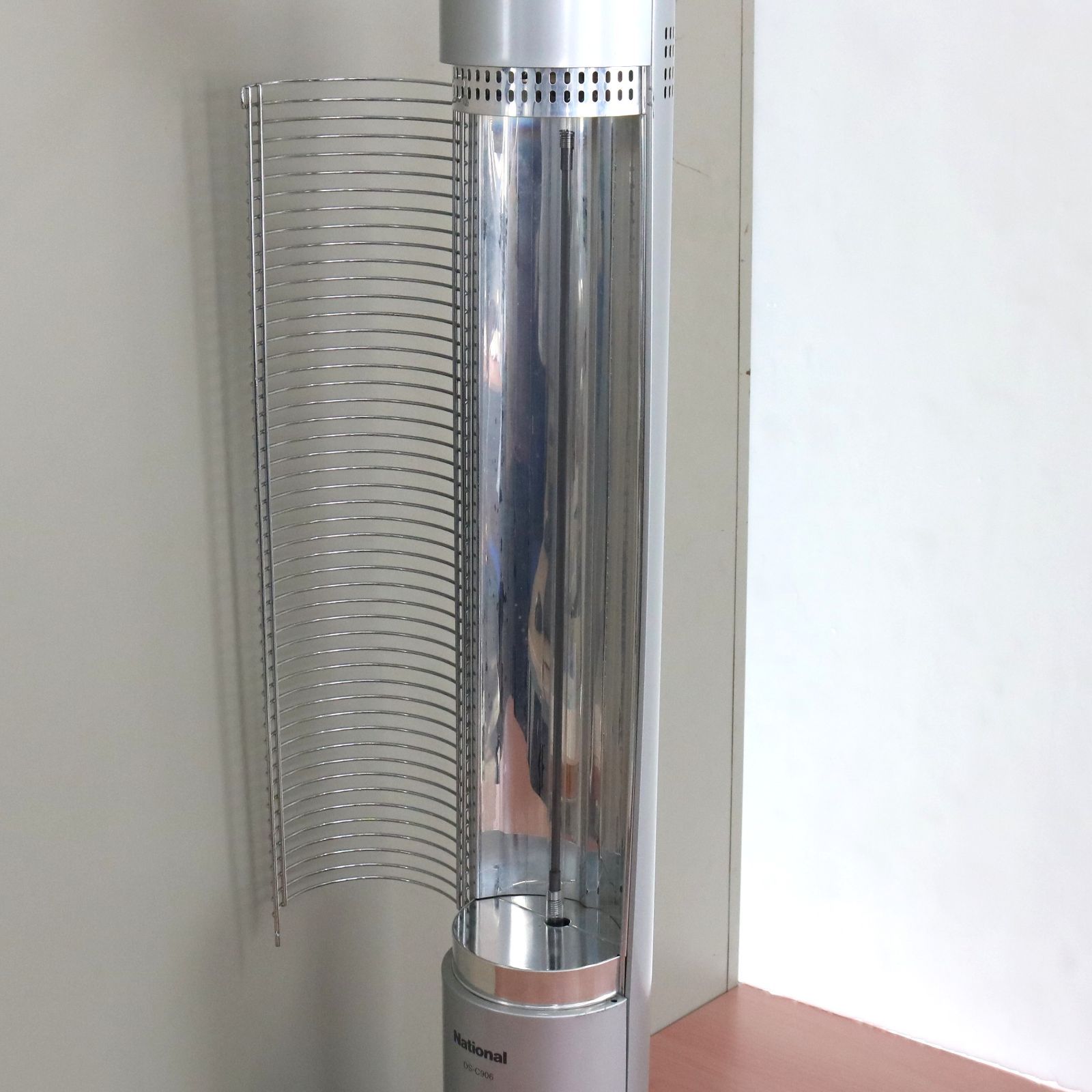 NA]National DS-C906 遠赤外線カーボンストーブ 首振り タワー型 松下