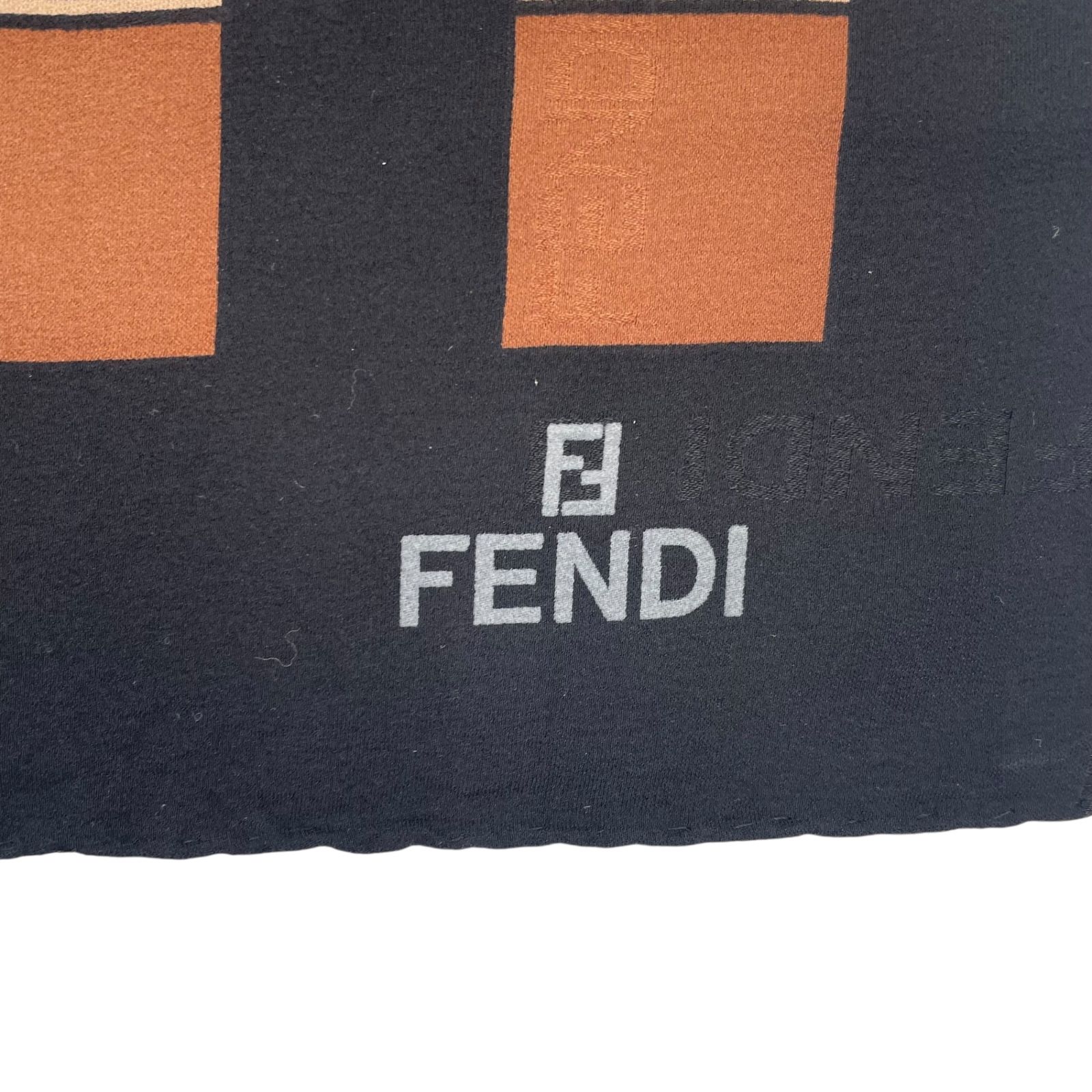 極美品 FENDI フェンディ スカーフ シルク F ロゴ ブラウン X ブラック