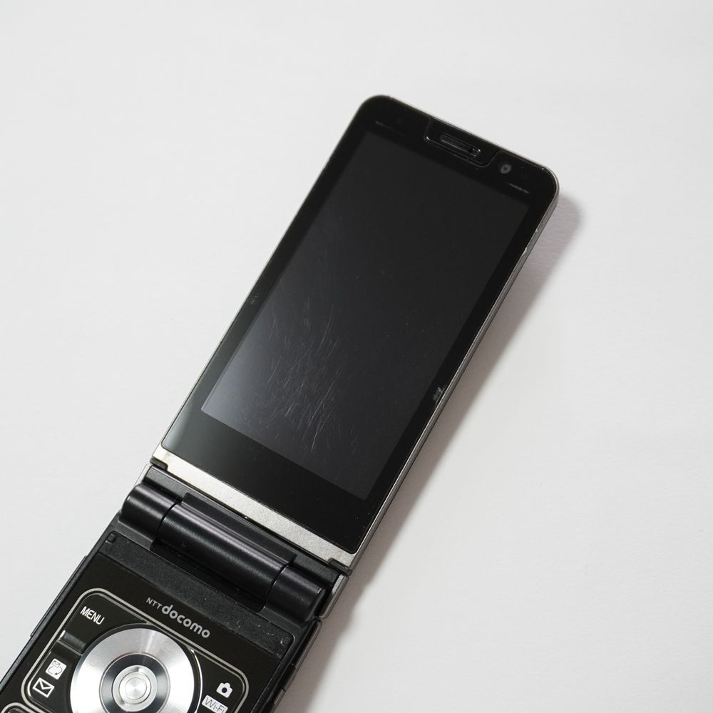docomo N-04B Black Motion ガラケー 送料無料 - メルカリ