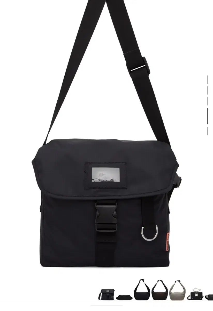 Acne Studios ラージ ブラック メッセンジャー (large) - メルカリ