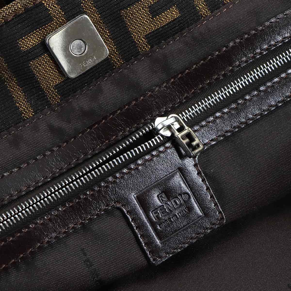 新品同様 フェンディ FENDI ズッカ ハンド バッグ キャンバス レザー