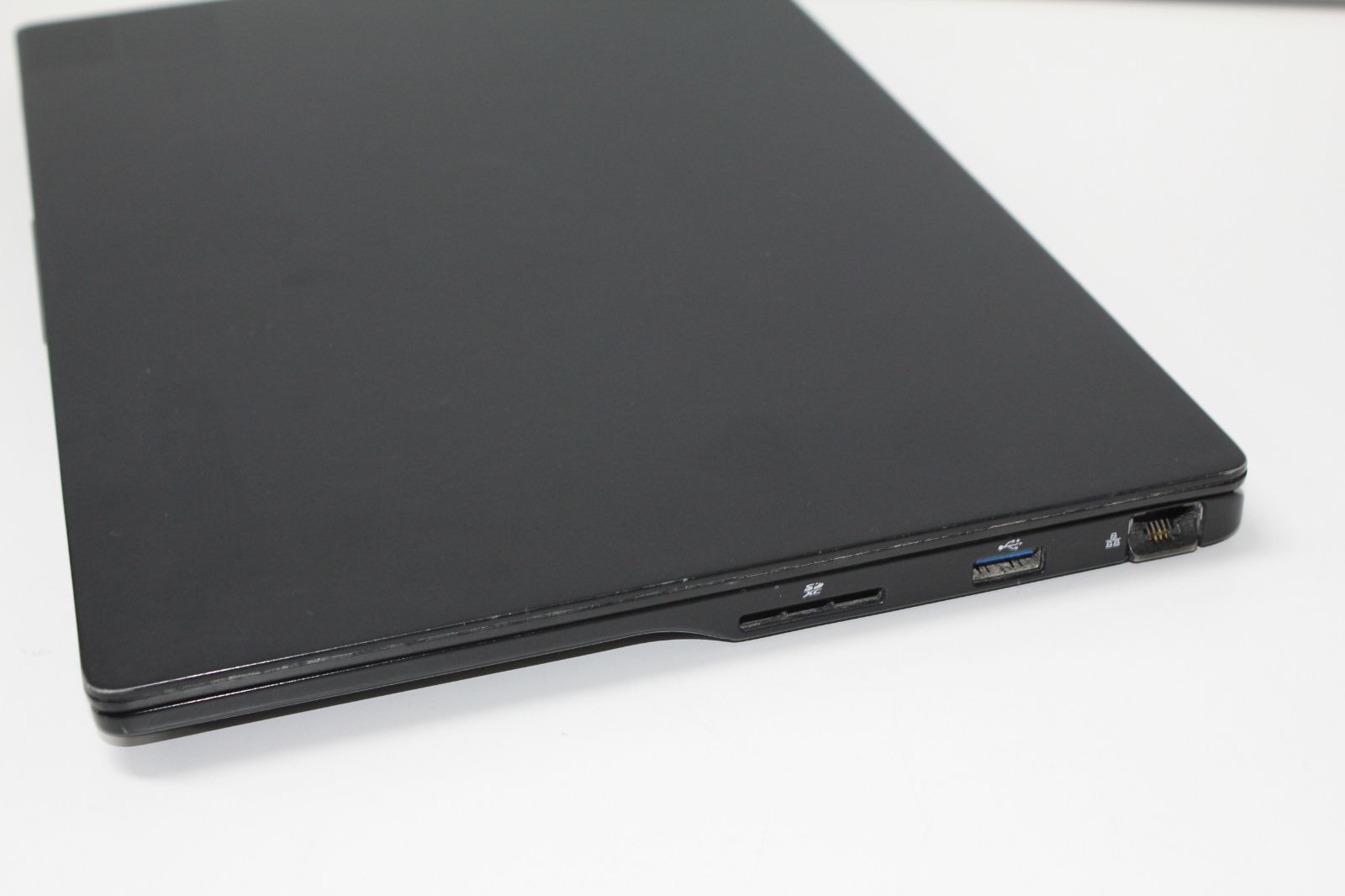 中古ノートPC】富士通〈LIFEBOOK U9311/F〉Intel Core i5/SSD256GB