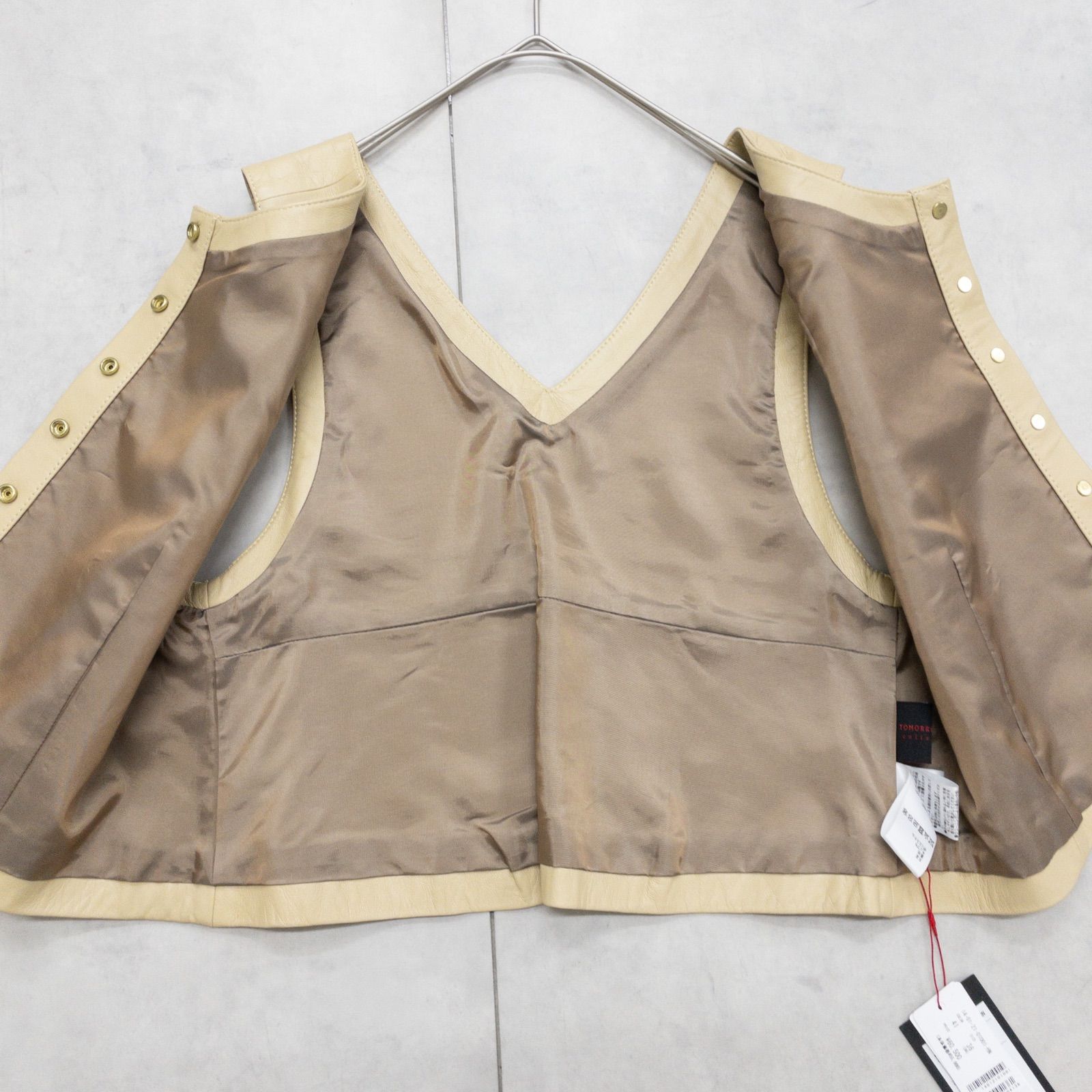 新品同様】TOMORROWLAND トゥモローランド 2022年モデル レザーベスト