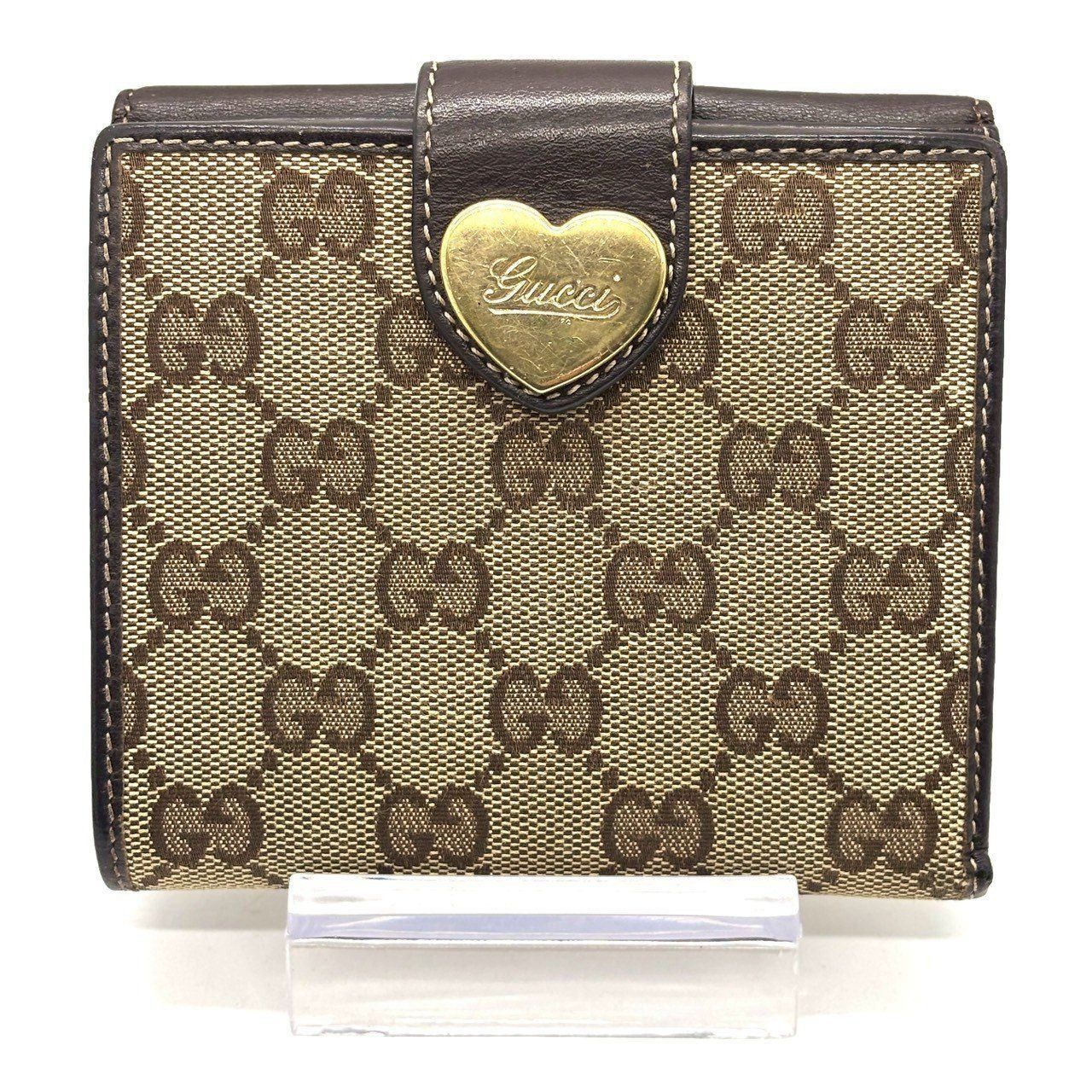 遊び心を、控えめに】 GUCCI 二つ折り財布 GGキャンバス ラブリー