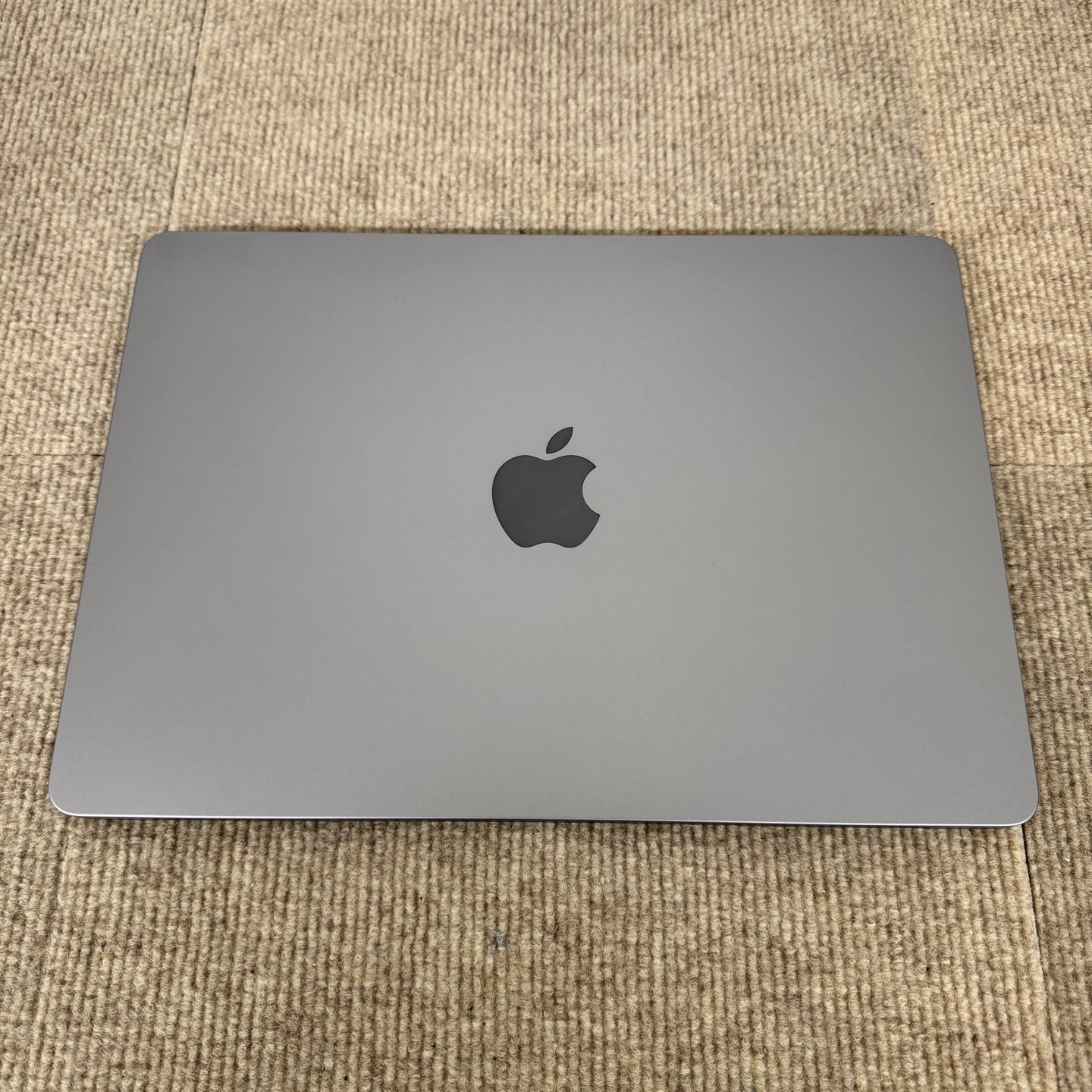 送料無料】美品 Apple MacBook Air 13(2022, A2681) M2 / RAM 16GB