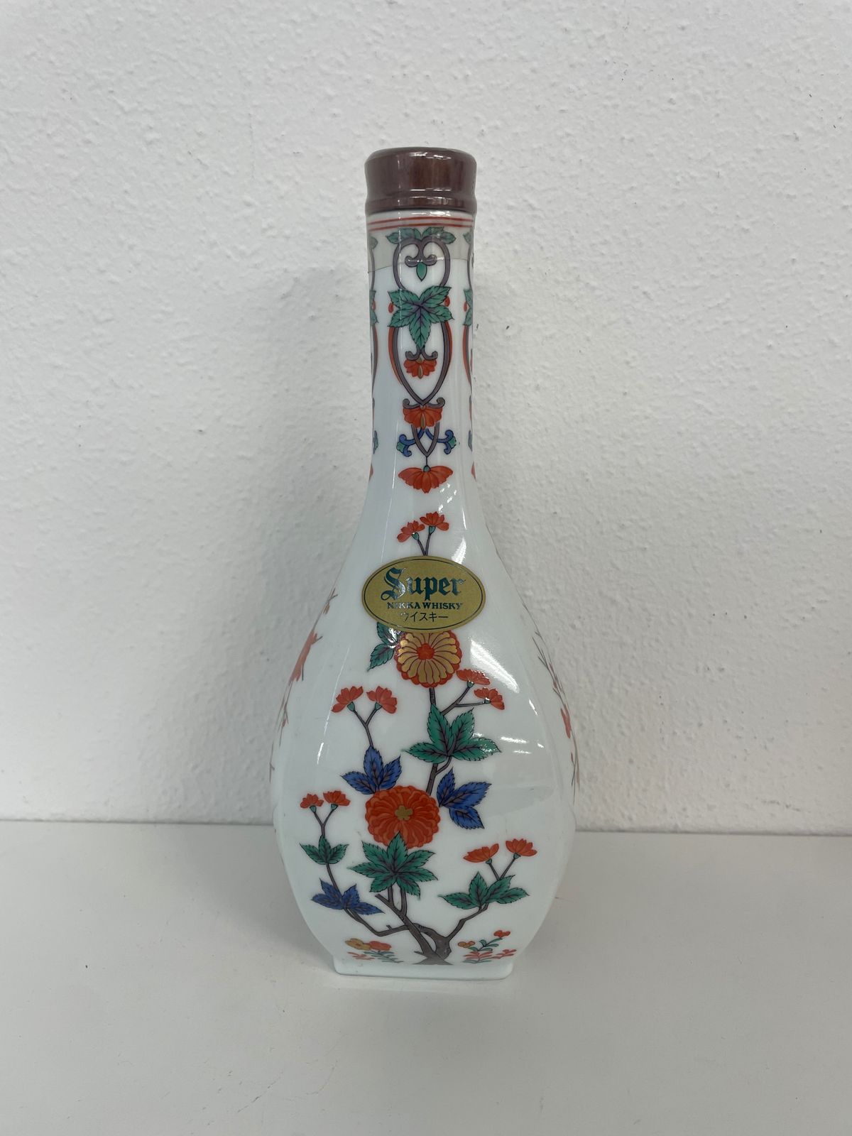 スーパーニッカ 有田焼 彌右衛門 陶器ボトル - メルカリ