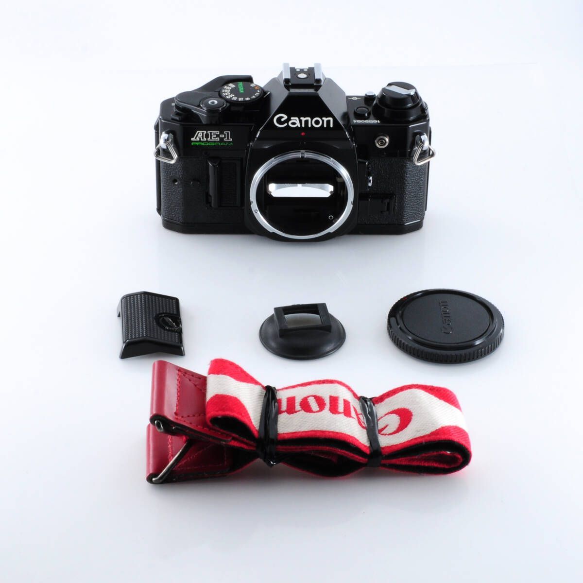 ちょっぴりだけ欠けている分お買い得！【キヤノン】Canon AE-1 PROGRAM