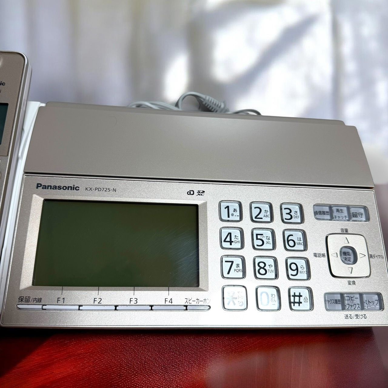 ☆送料無料 美品 Panasonic パナソニック KX-PD725DL N シャンパン