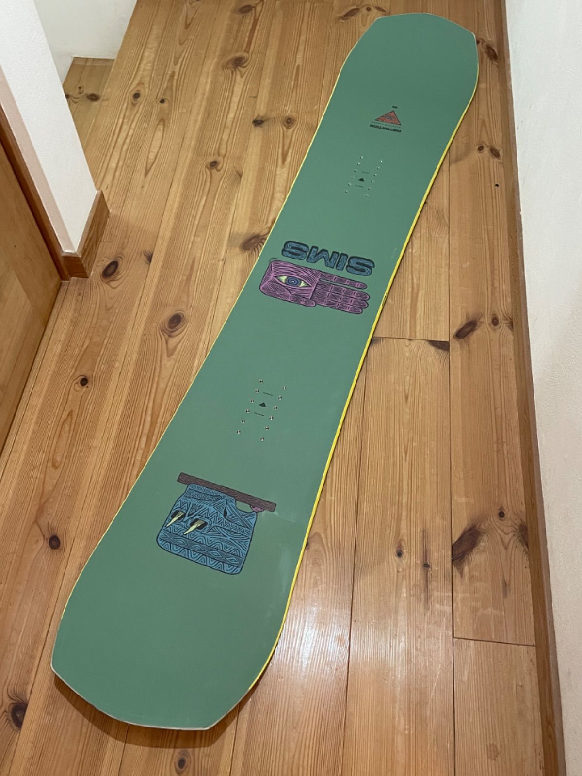 中古 SIMSスノーボードDISTORTION 155cm スノーボードグラトリ 中古