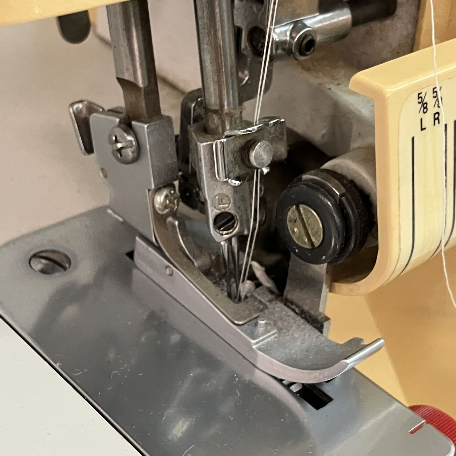 JUKI baby lock ベビーロック BL4-828 2本針4本糸 ロックミシン 裁縫