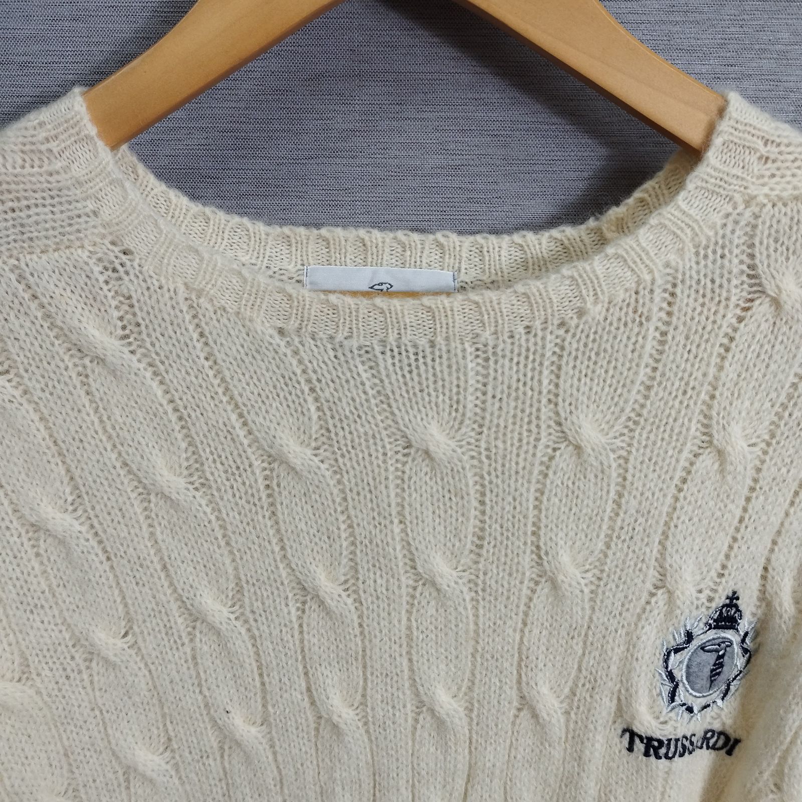 Trussardi トラサルディ ケーブル ニット セーター ワンポイント ロゴ 