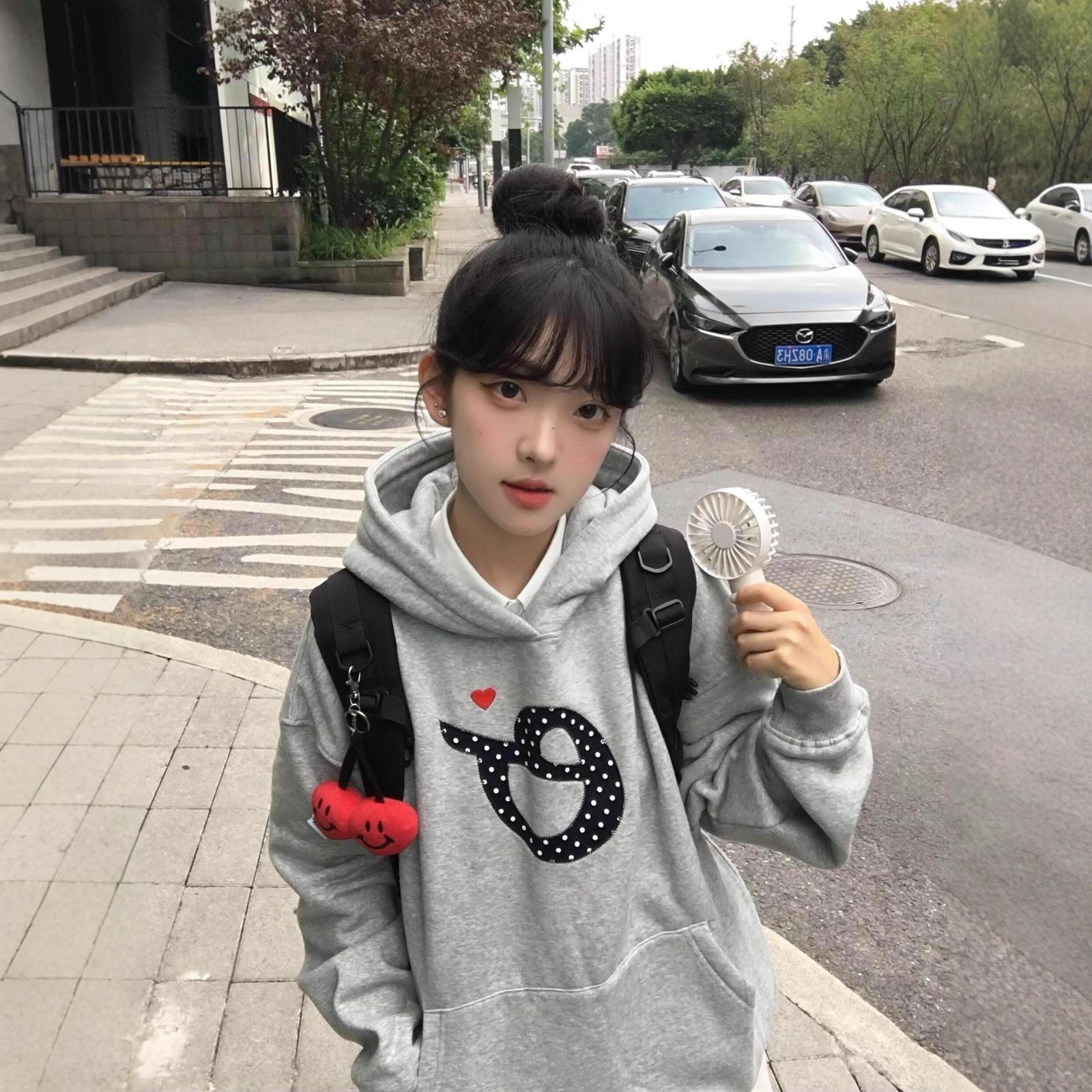 即購入 OK】aeae ハートモチーフ フーディー ドット柄 e ロゴ ネイビー