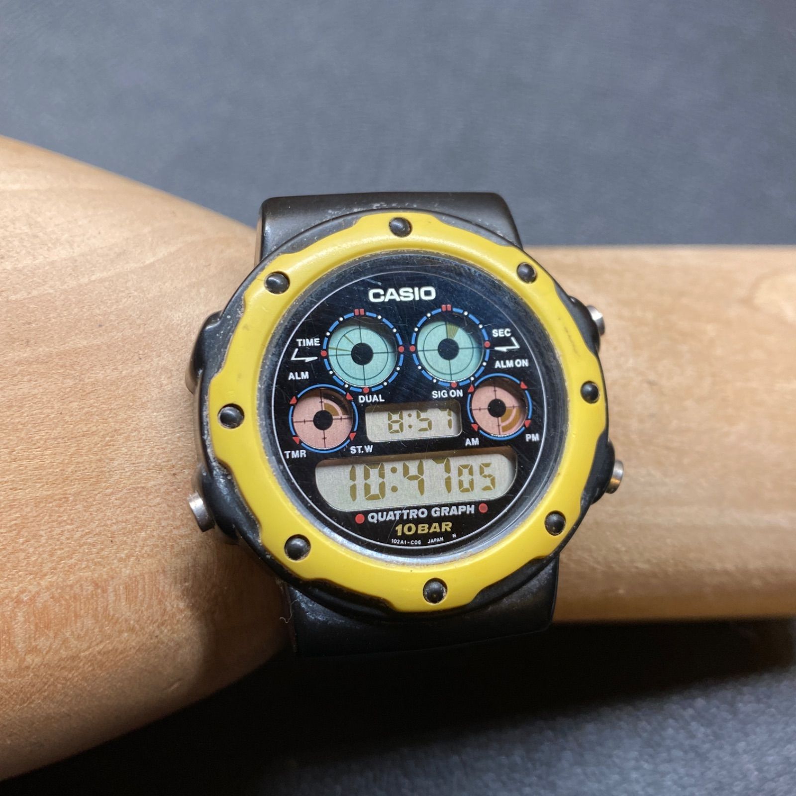 ヴィンテージ QGW-10 CASIO カシオ 腕時計 デジタル - メルカリ