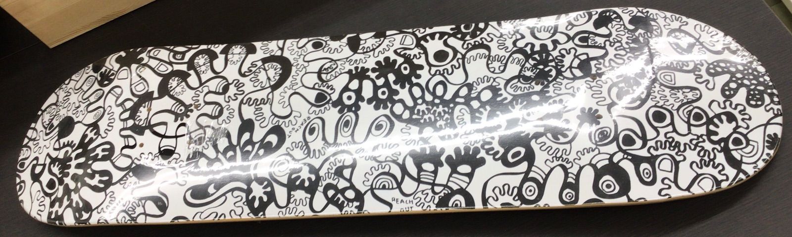 未開封・未使用・限定品】木梨憲武デザイン 限定スケートボード K-246