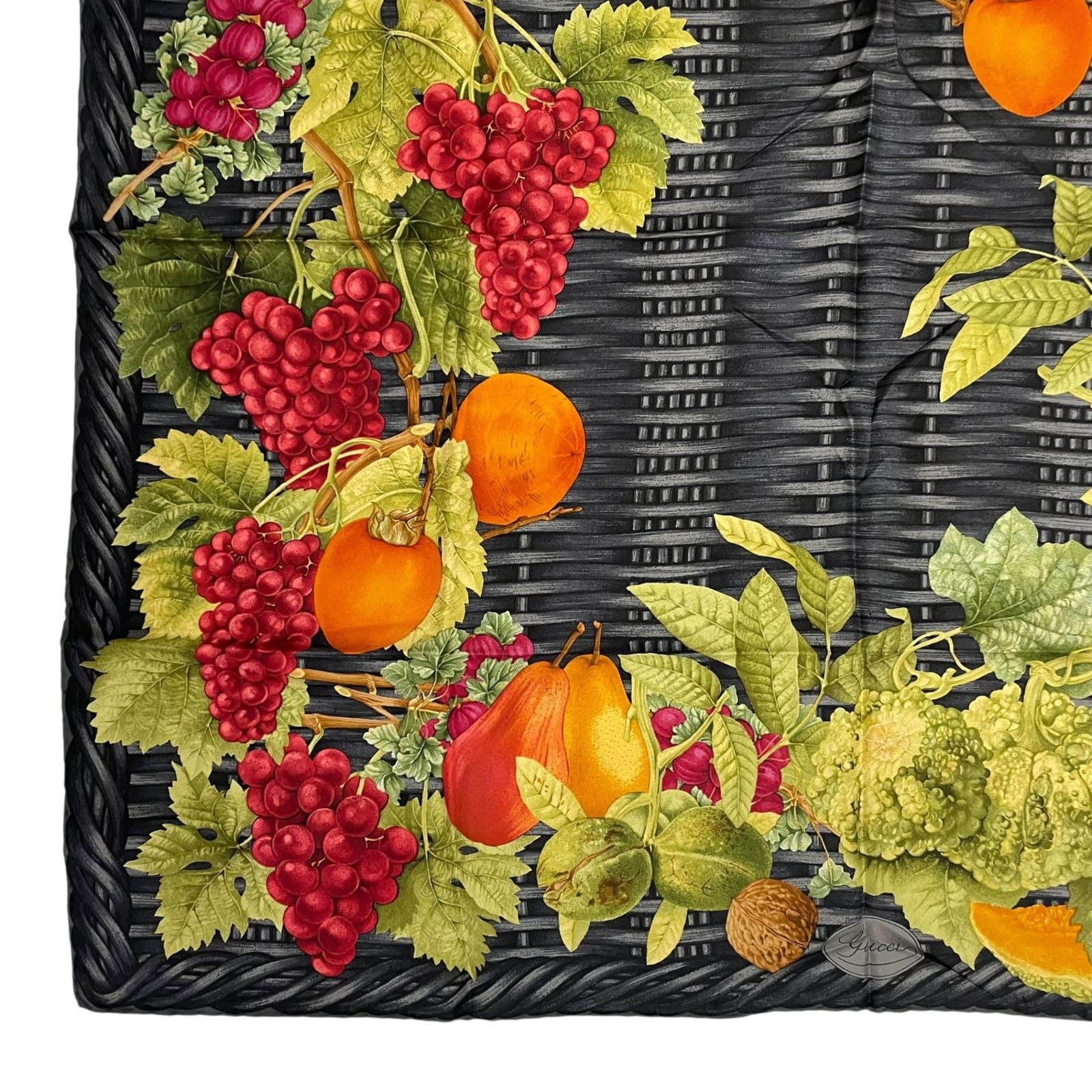 極美品 GUCCI グッチ スカーフ シルク フルーツ バスケット ブラック