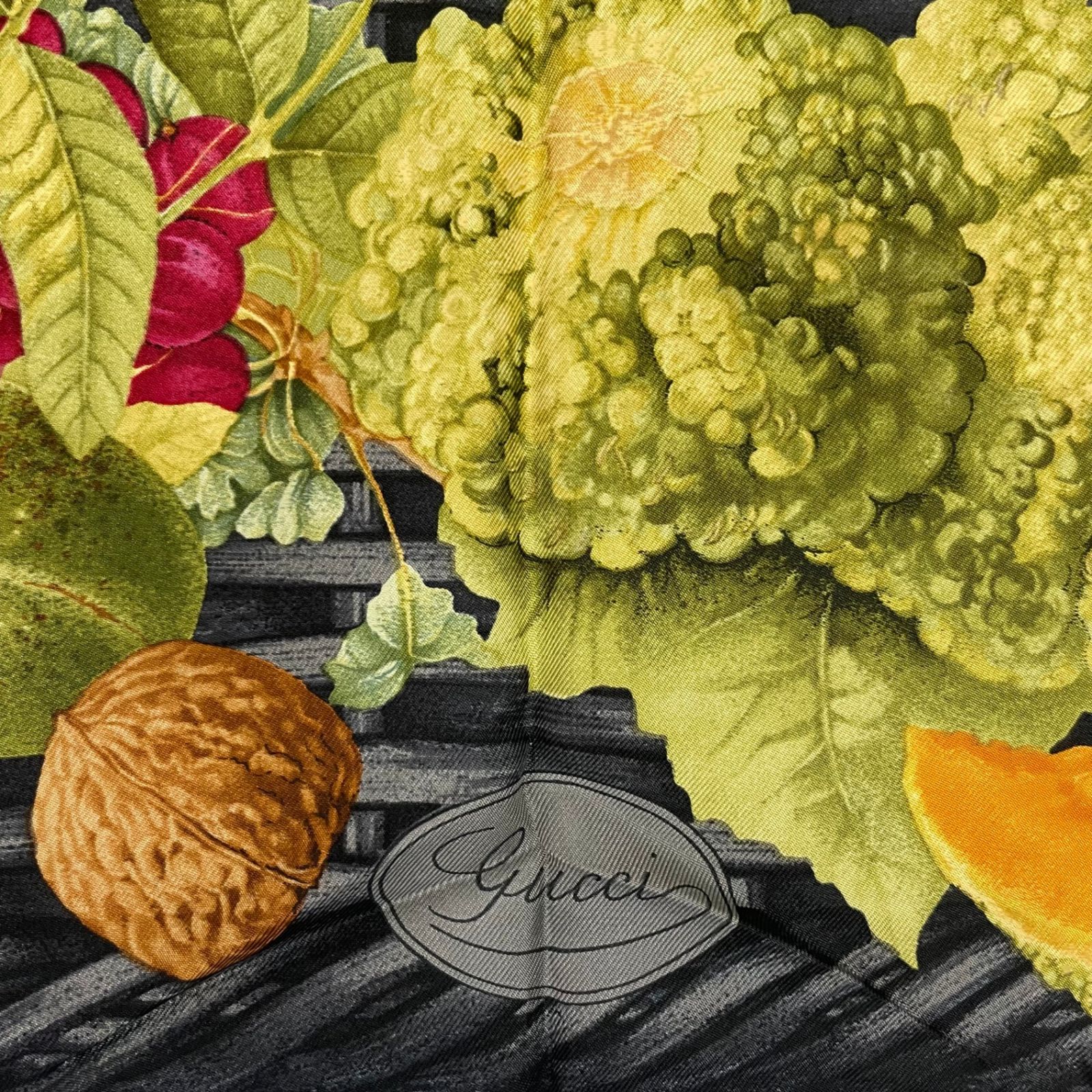 極美品 GUCCI グッチ スカーフ シルク フルーツ バスケット ブラック