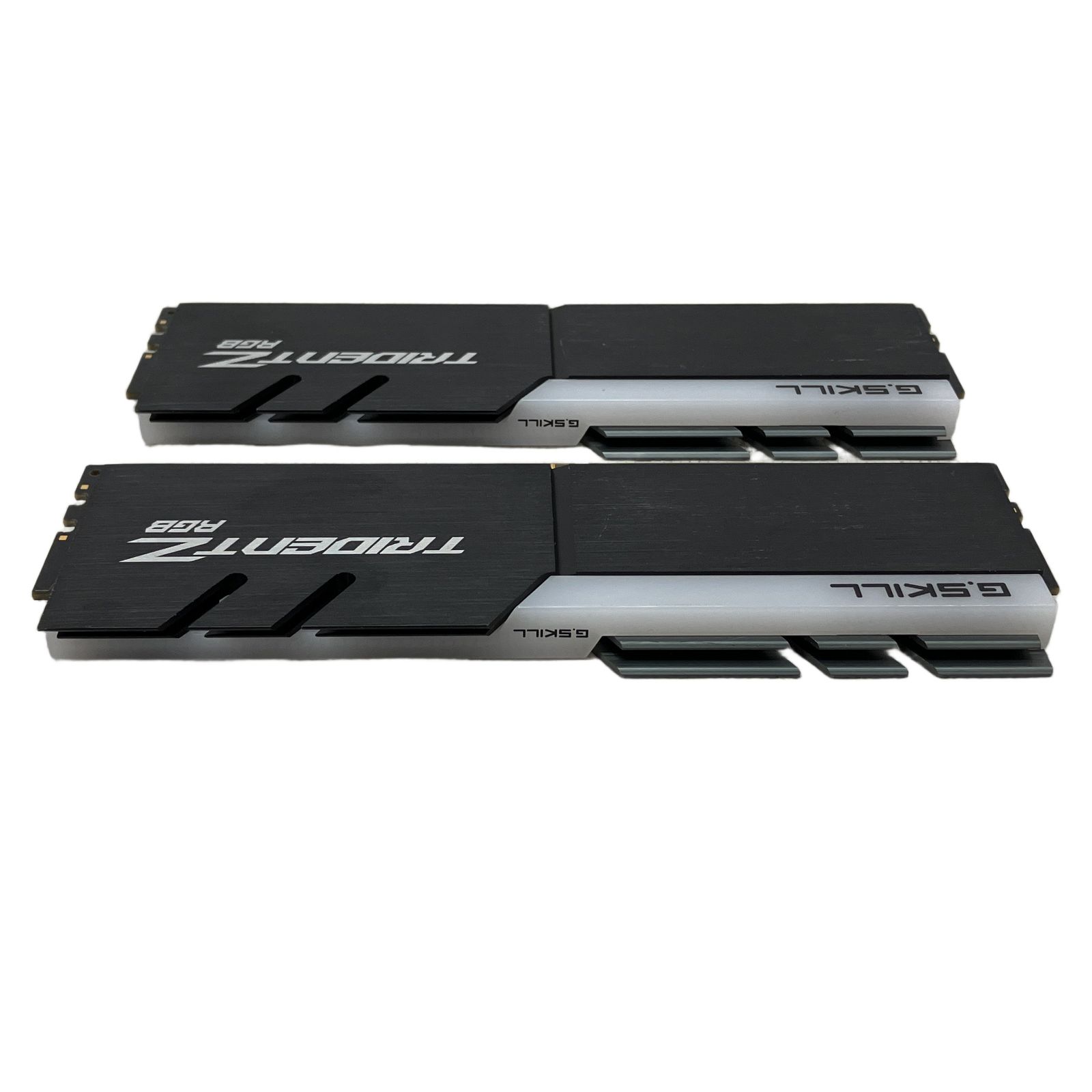 【ジャンク品】F4-3200C16D-32GTZN Amazon.co.jp: F4-3200C16D-32GTZN [Trident Z Neo 32GB (16GBx2) DDR4