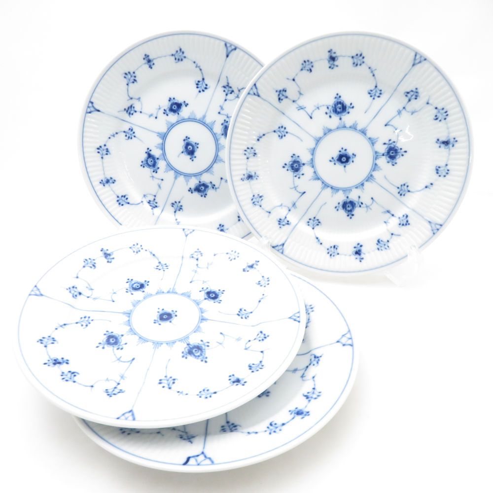 ROYAL COPENHAGEN ロイヤルコペンハーゲン ブルーフルーテッドプレイン