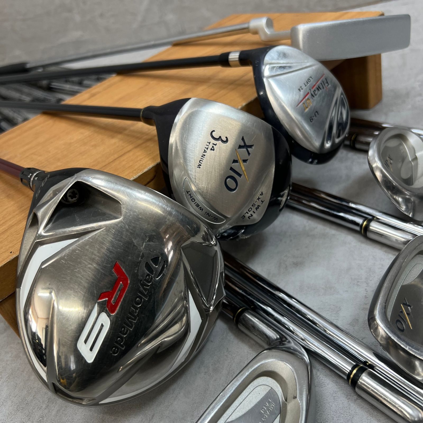 メンズ　ゴルフクラブセット　XXIO、テーラーメイドなど レフティー テーラーメイド ゼクシオ メンズゴルフ クラブセット 12本