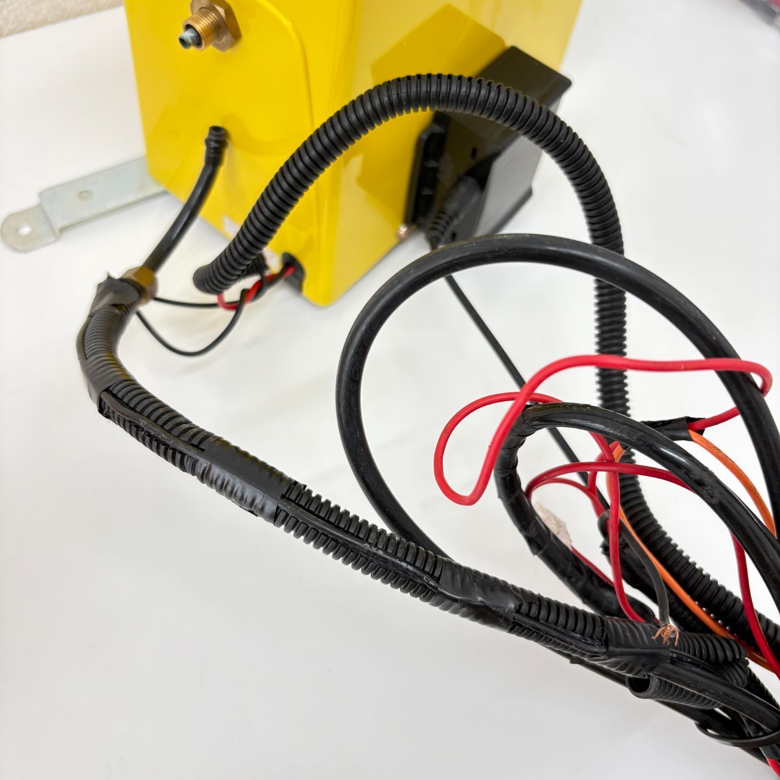 ニッケン 日建】ノイマック コンプレッサー 12V エアータンク セット