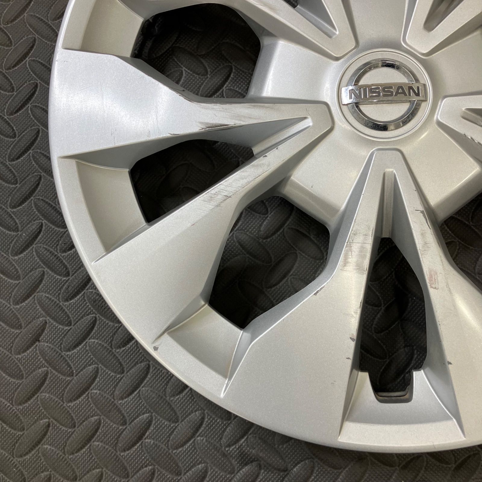 日産 セレナ C27 ホイールキャップ 1枚 ホイールカバー 純正 中古部品 