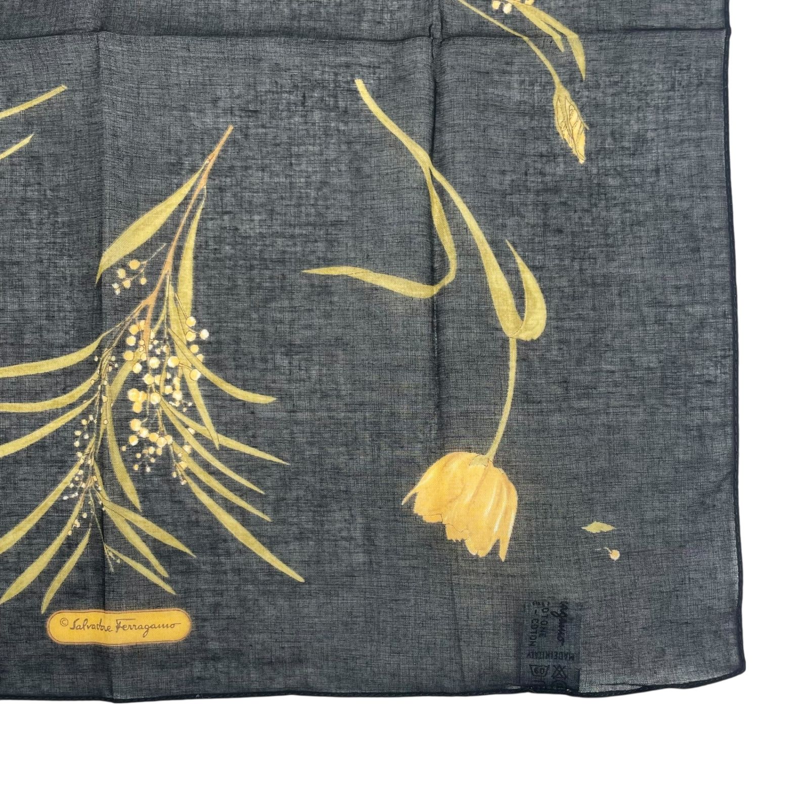 フェラガモ 花柄スカーフ 新品未開封 オリジナルボックス Ferragamo F 未使用品 Salvatore Ferragamo サルヴァトーレ フェラガモ 花柄