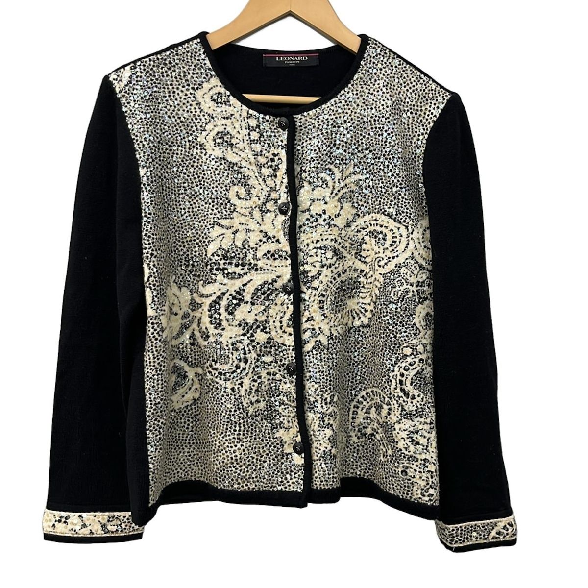 ＬEONAＲD レオナール　カーディガン LEONARD(レオナール) カーディガン サイズLL レディース美品 - 黒