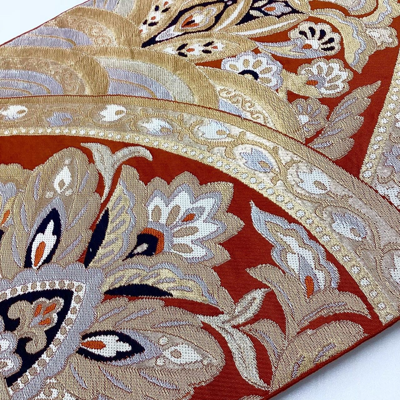 6714］袋帯 花唐草吉祥文様 金銀糸 六通 正絹 着物 フォーマル - メルカリ