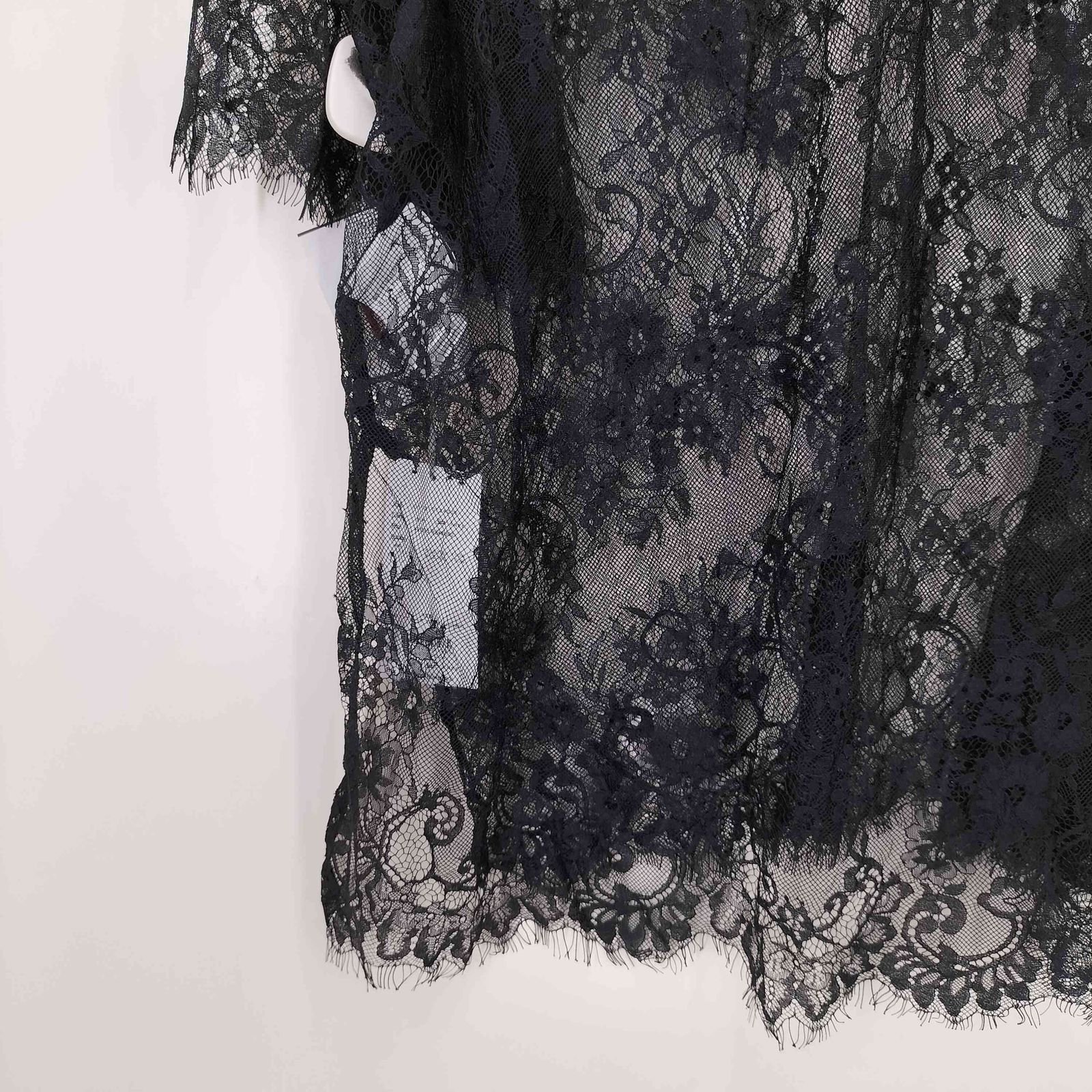 ラベルエチュード la belle Etude 総レースVネックオーバーTOPS