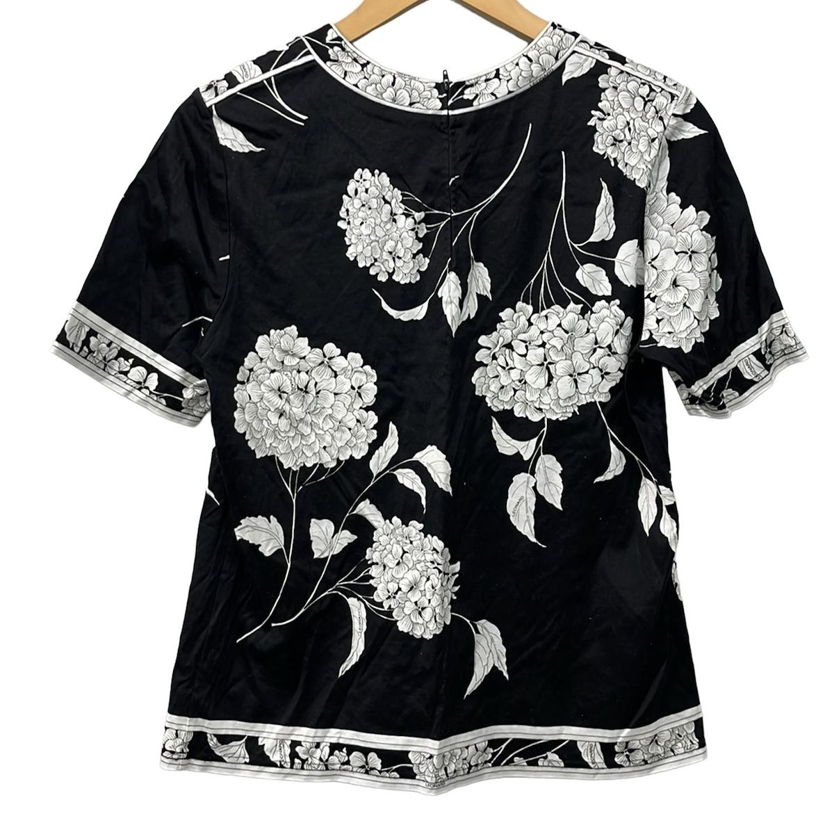 LEONARD(レオナール) 半袖カットソー サイズLL レディース美品 - 黒×白