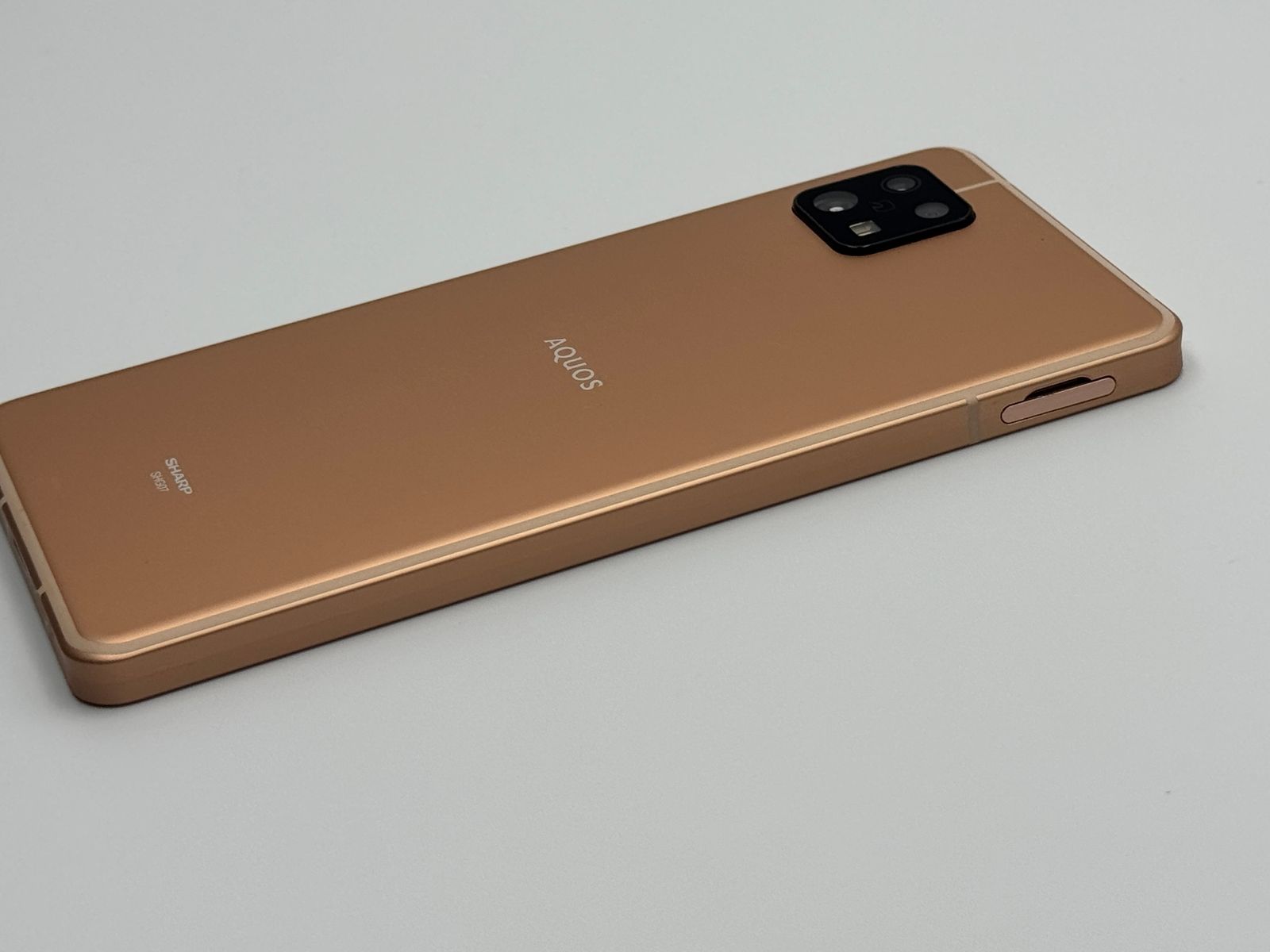 中古B】AQUOS sense6s SHG07 ライトカッパー SIMフリー 白ロム - メルカリ