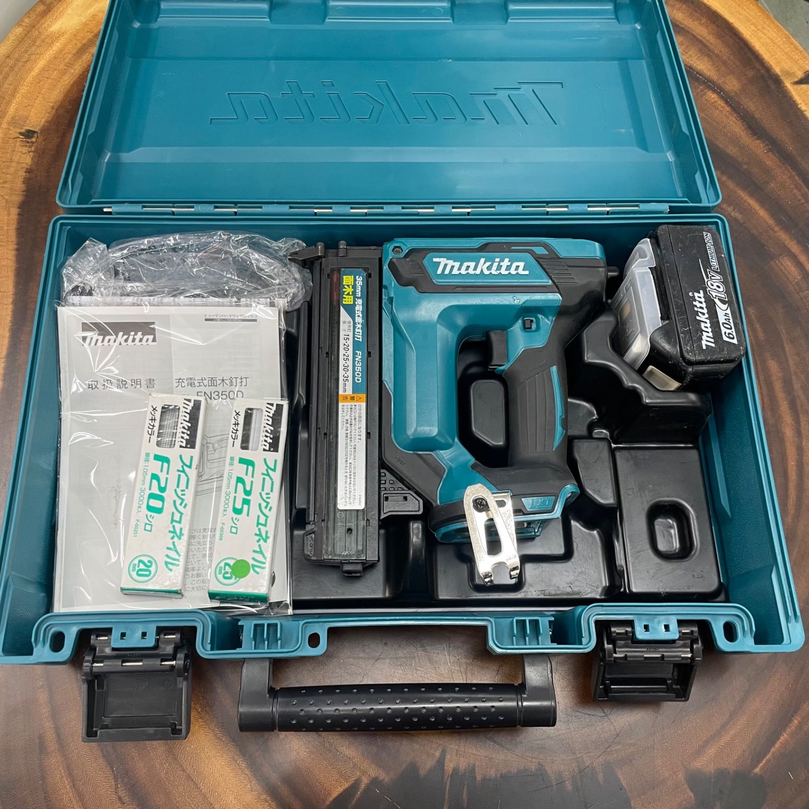 中古品】 makita マキタ 35mm充電式面木釘打 FN350D ケース 