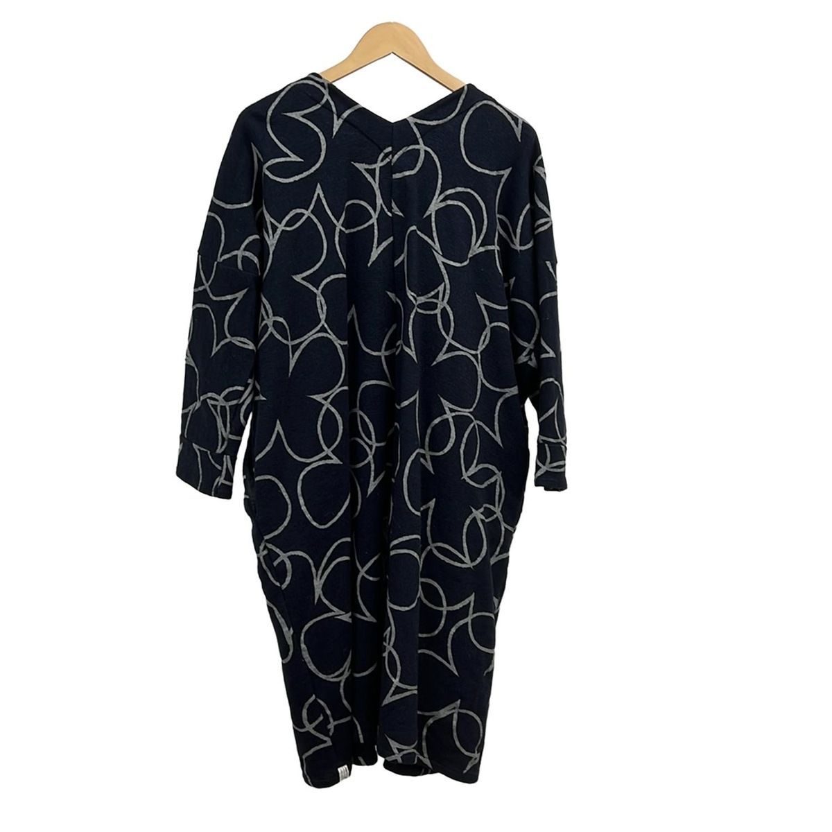 SOU・SOU ソウソウ 手捺染 和柄　ワンピース　ネイビー 花柄 Mサイズ SOU・SOU(ソウソウ) ワンピース レディース美品 - ダークネイビー