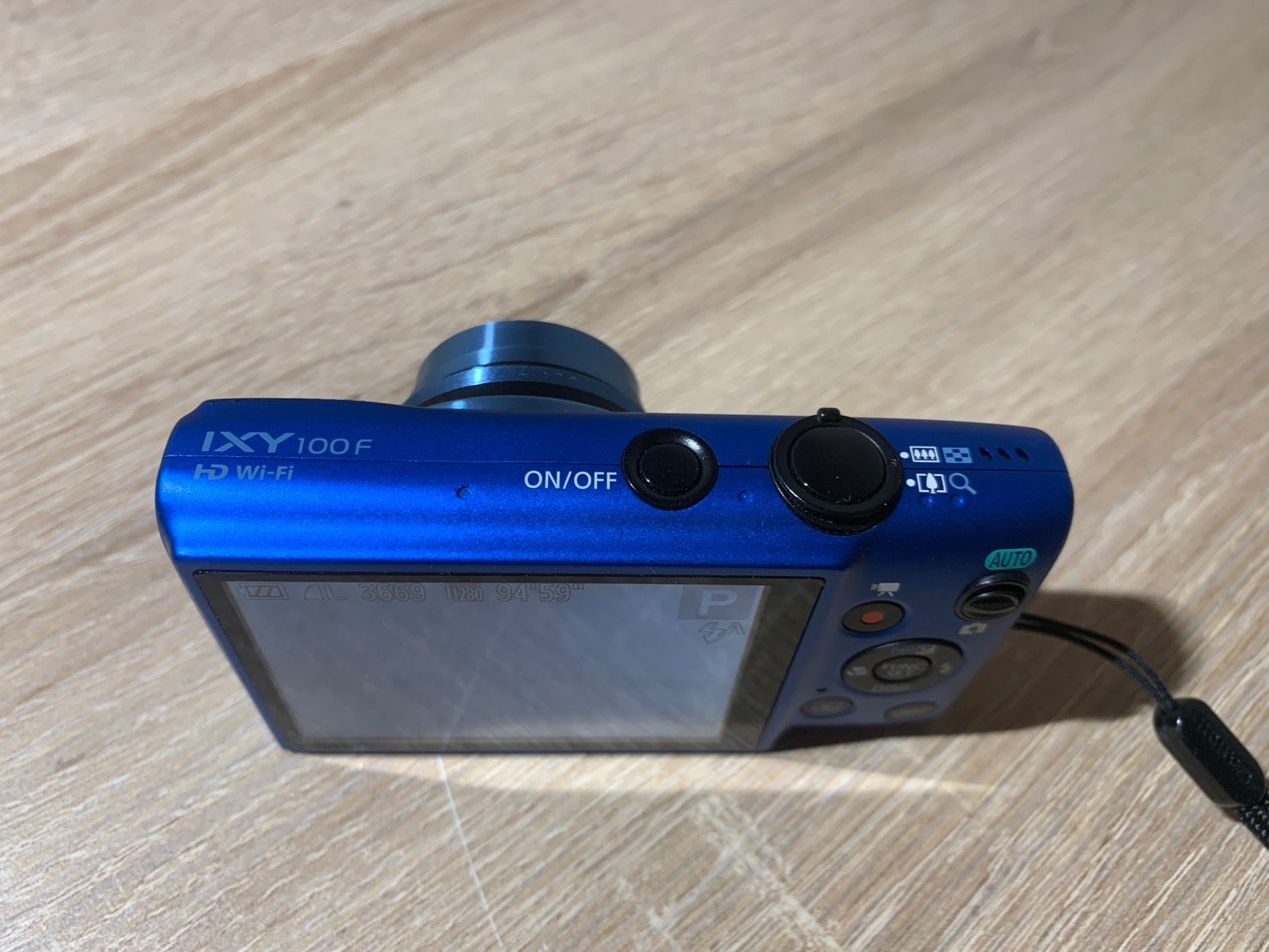 【美品】Canon デジカメ IXY100F ブルー Canon IXY 100F デジタルカメラ ブルー CANON IXY 100F [ブルー] 価格