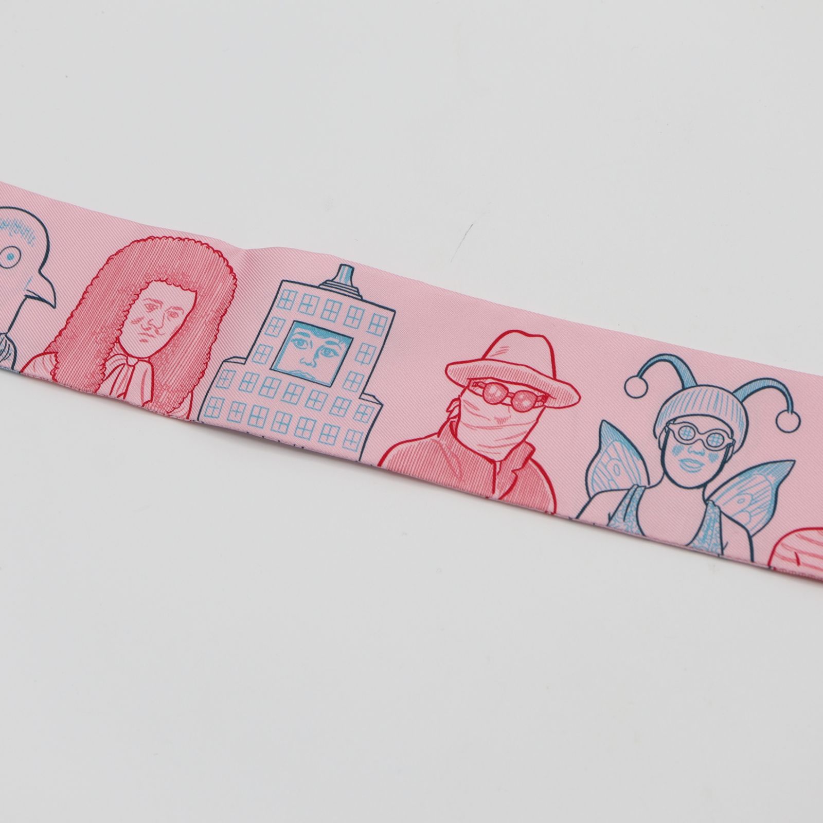 未使用 タグ付き HERMES エルメス ツイリー HERMES DRESS CODE