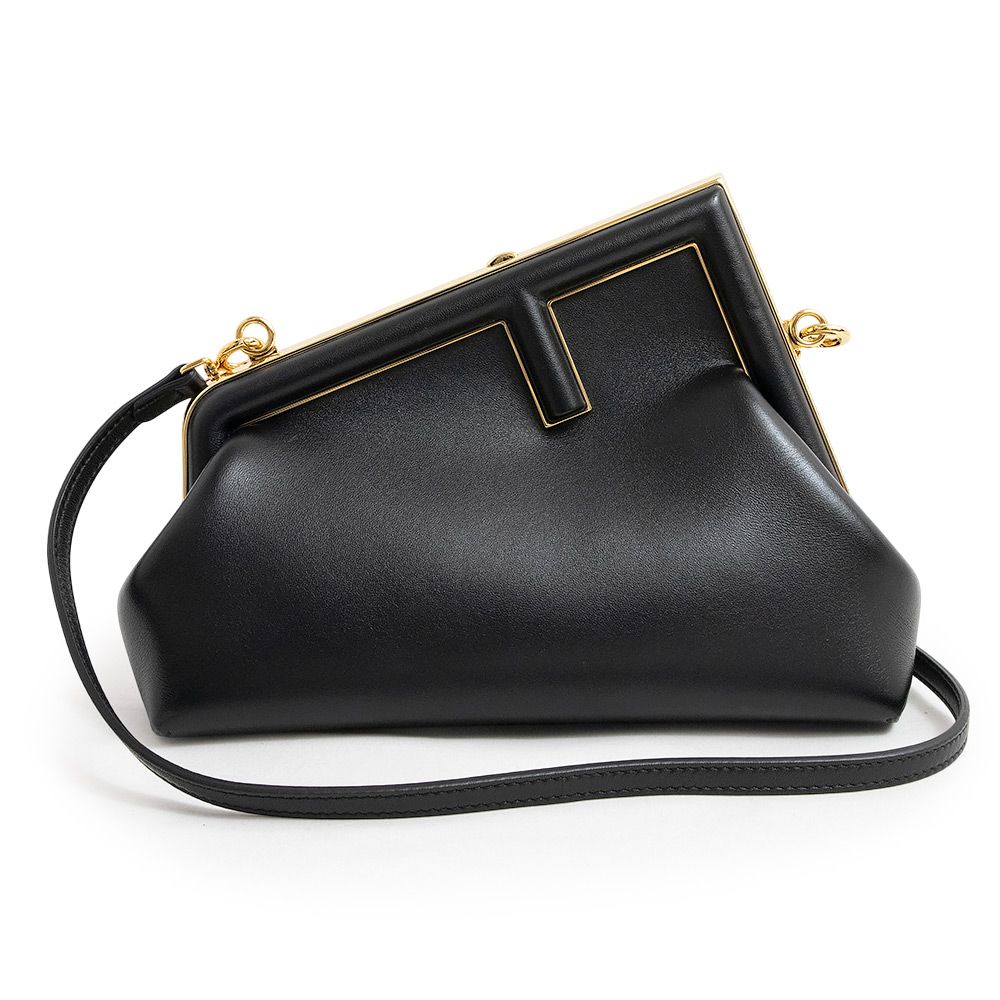 フェンディ ファースト スモール 2WAY クラッチ ショルダーバッグ 斜め